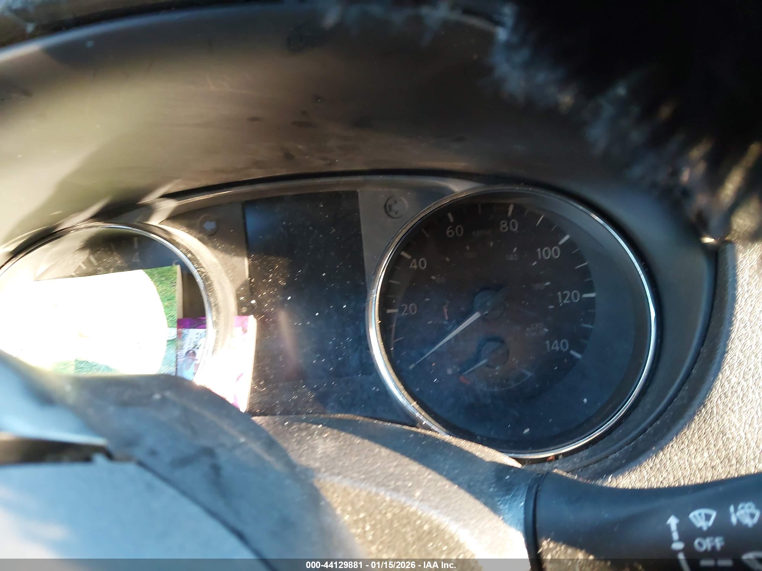 NISSAN ROGUE image 7