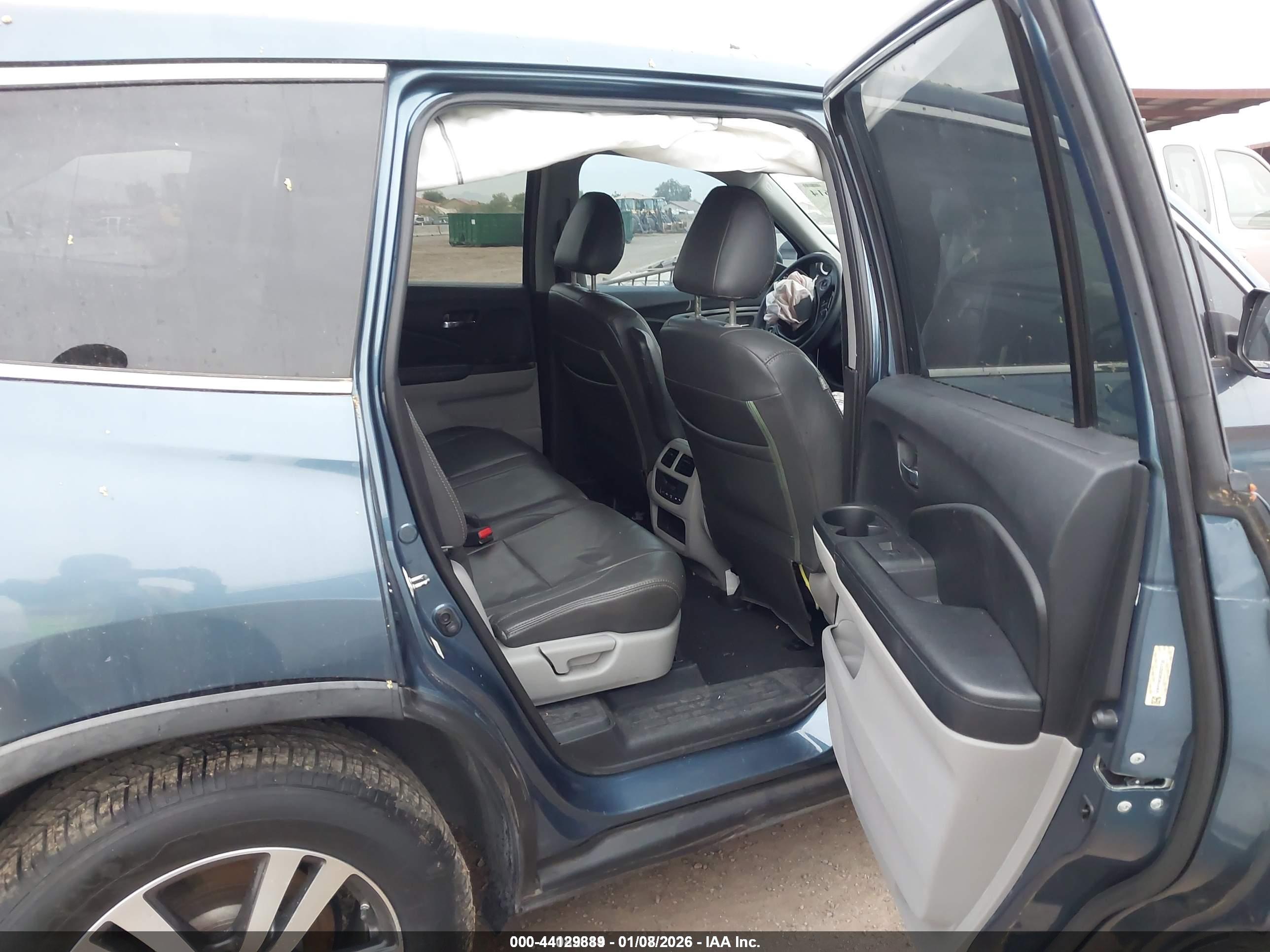 HONDA PILOT image 8