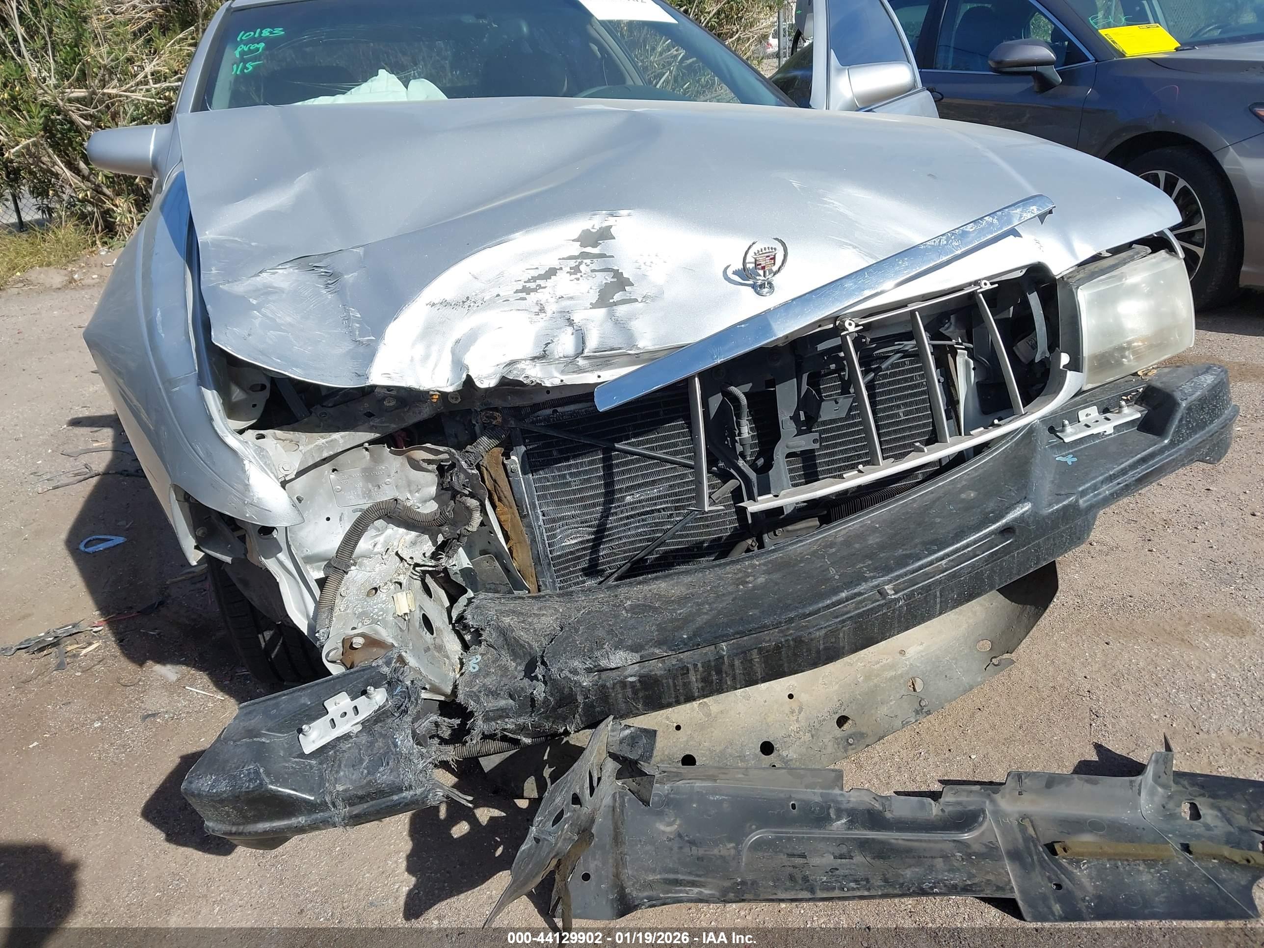 CADILLAC DEVILLE image 6