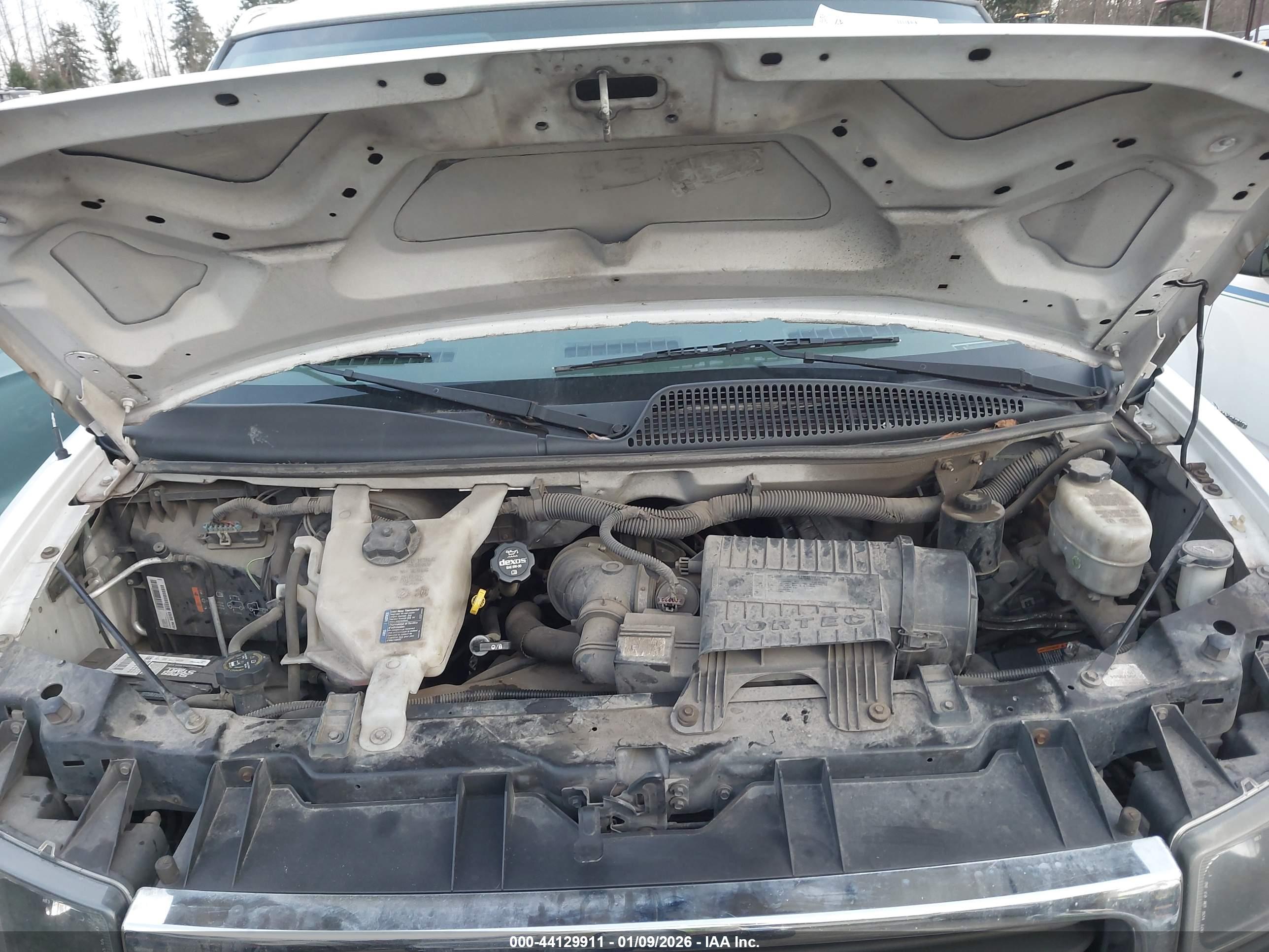 GMC SAVANA image 10