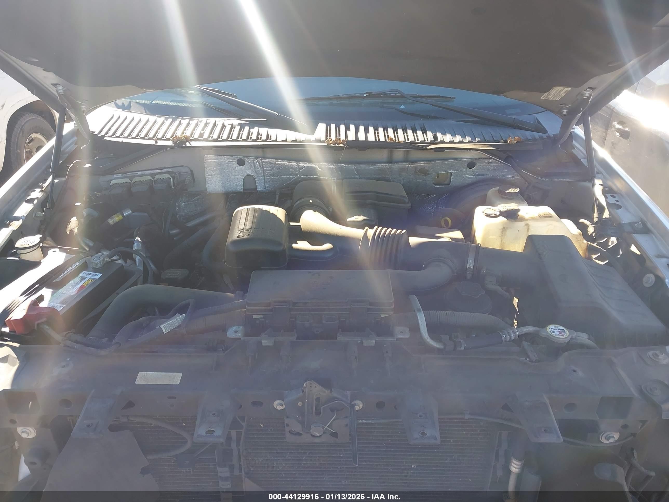 FORD EXPEDITION image 10