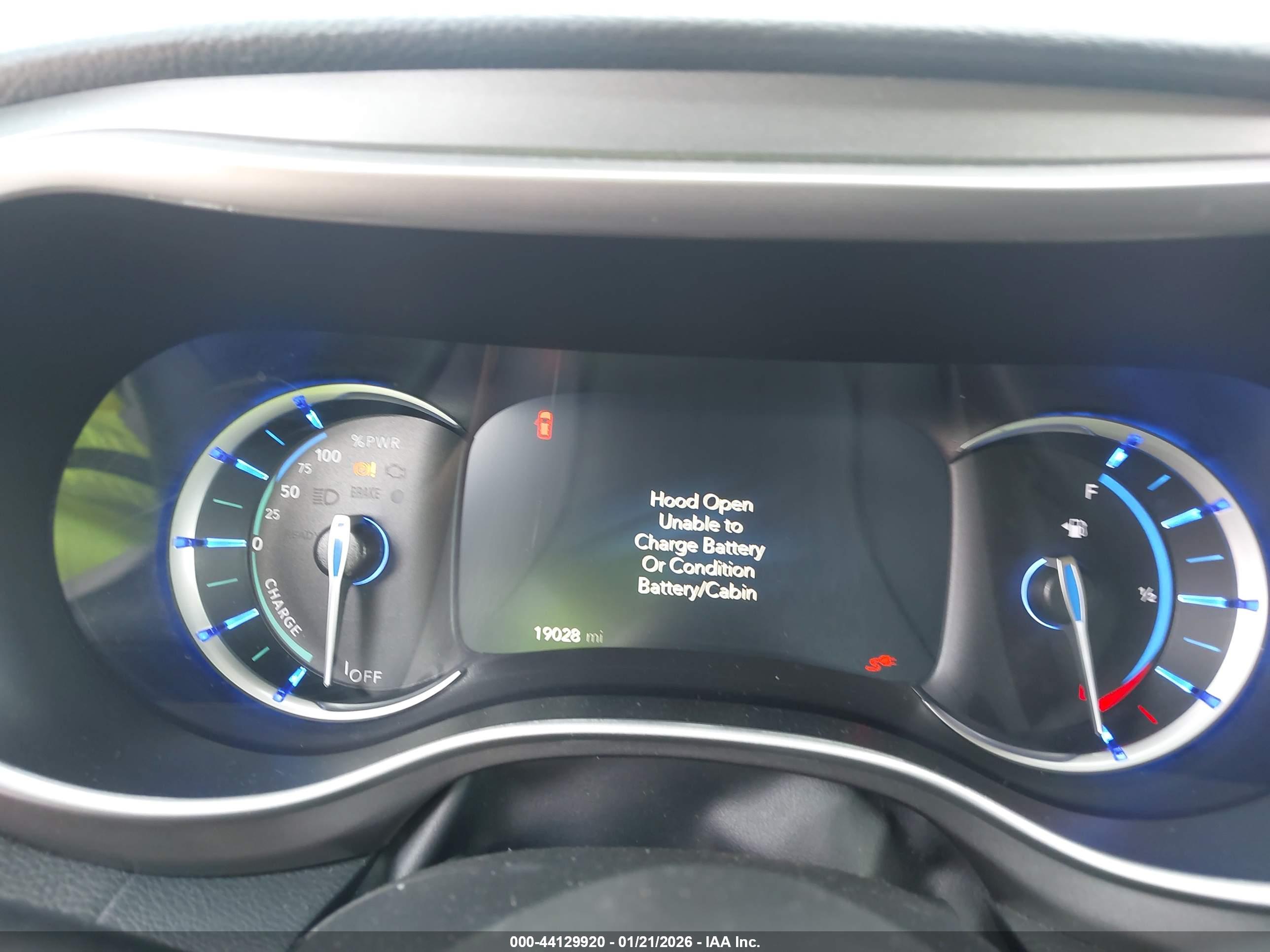 CHRYSLER PACIFICA image 7
