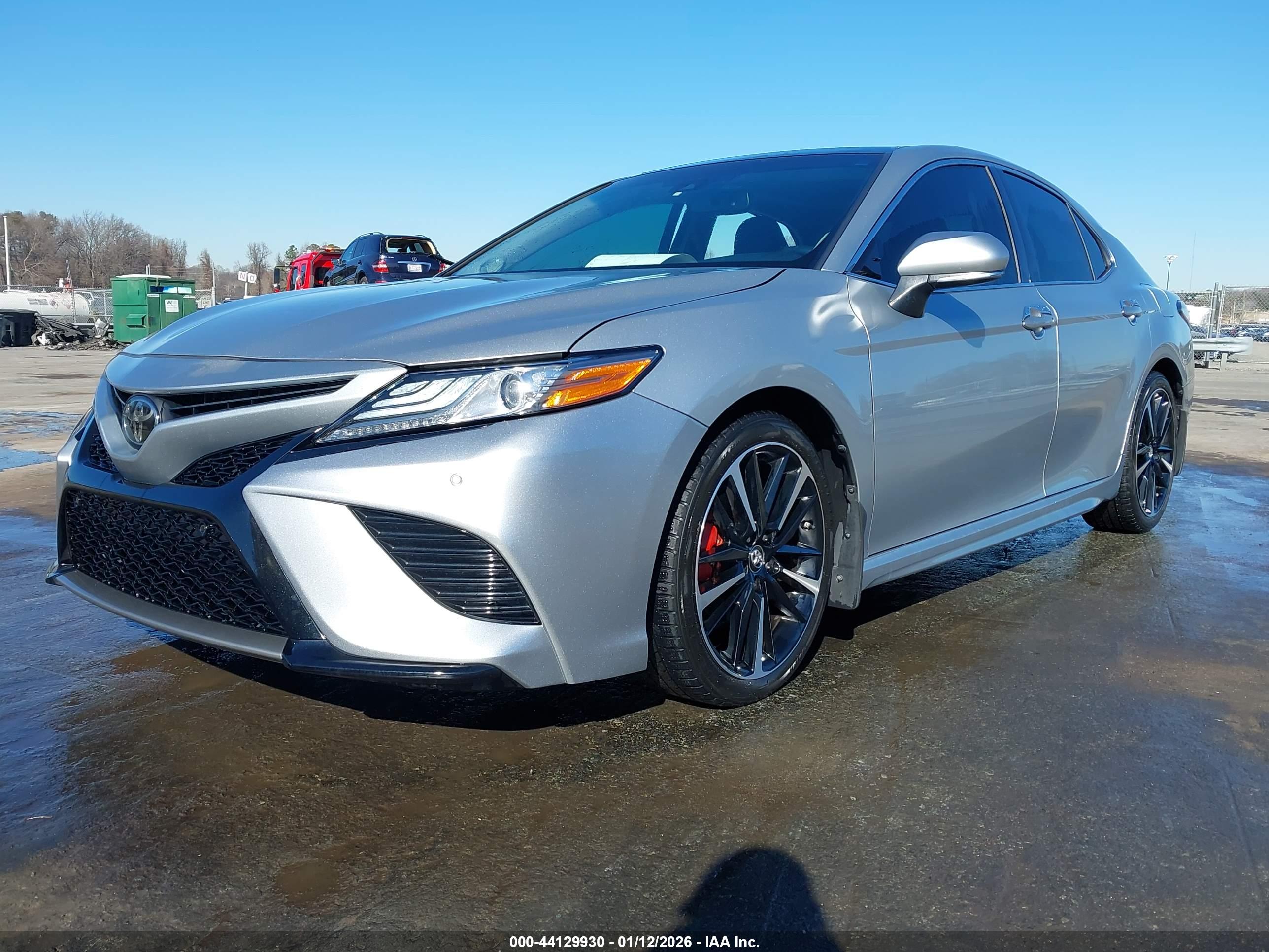 TOYOTA CAMRY image 2
