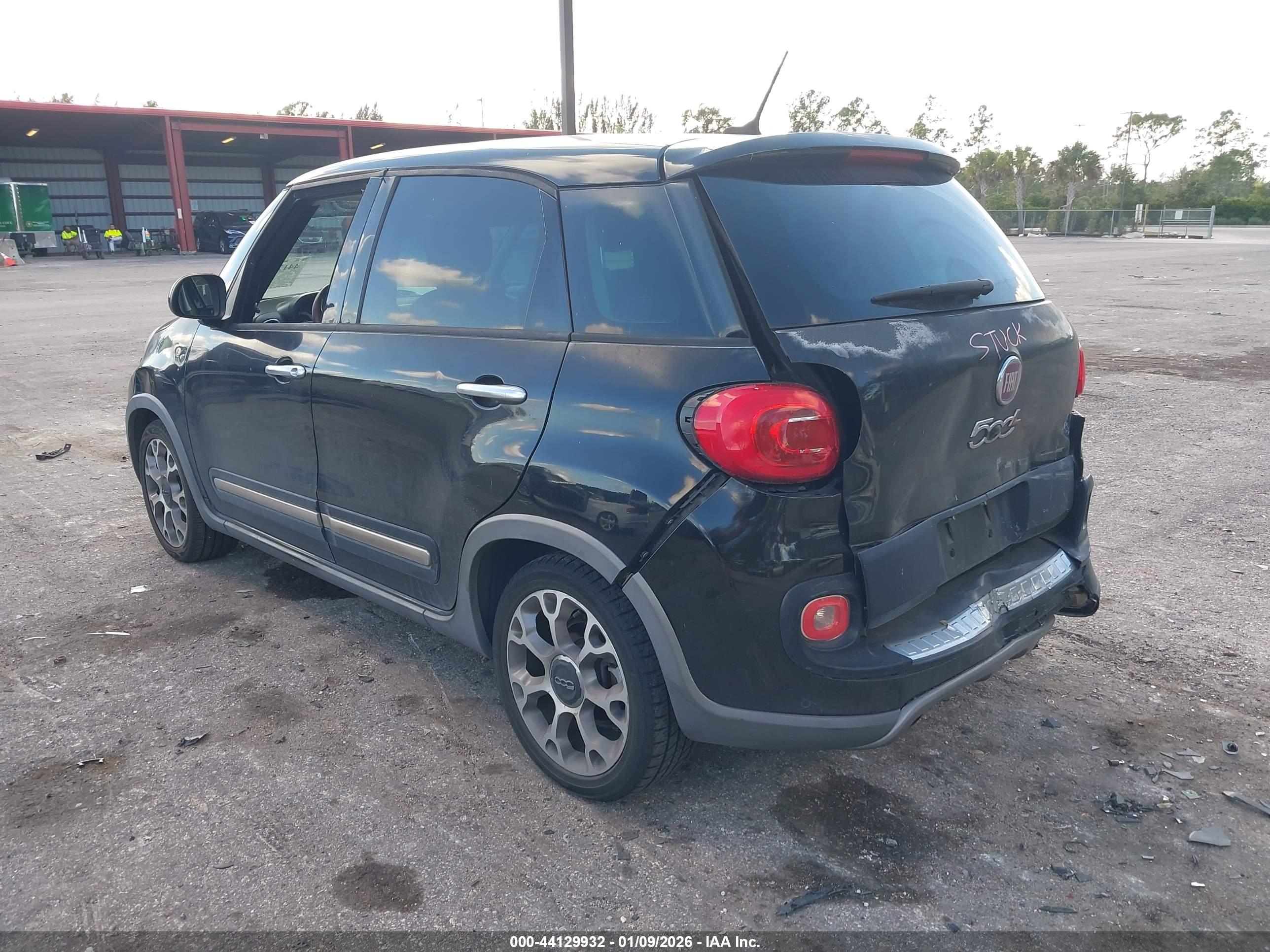 FIAT 500L image 3