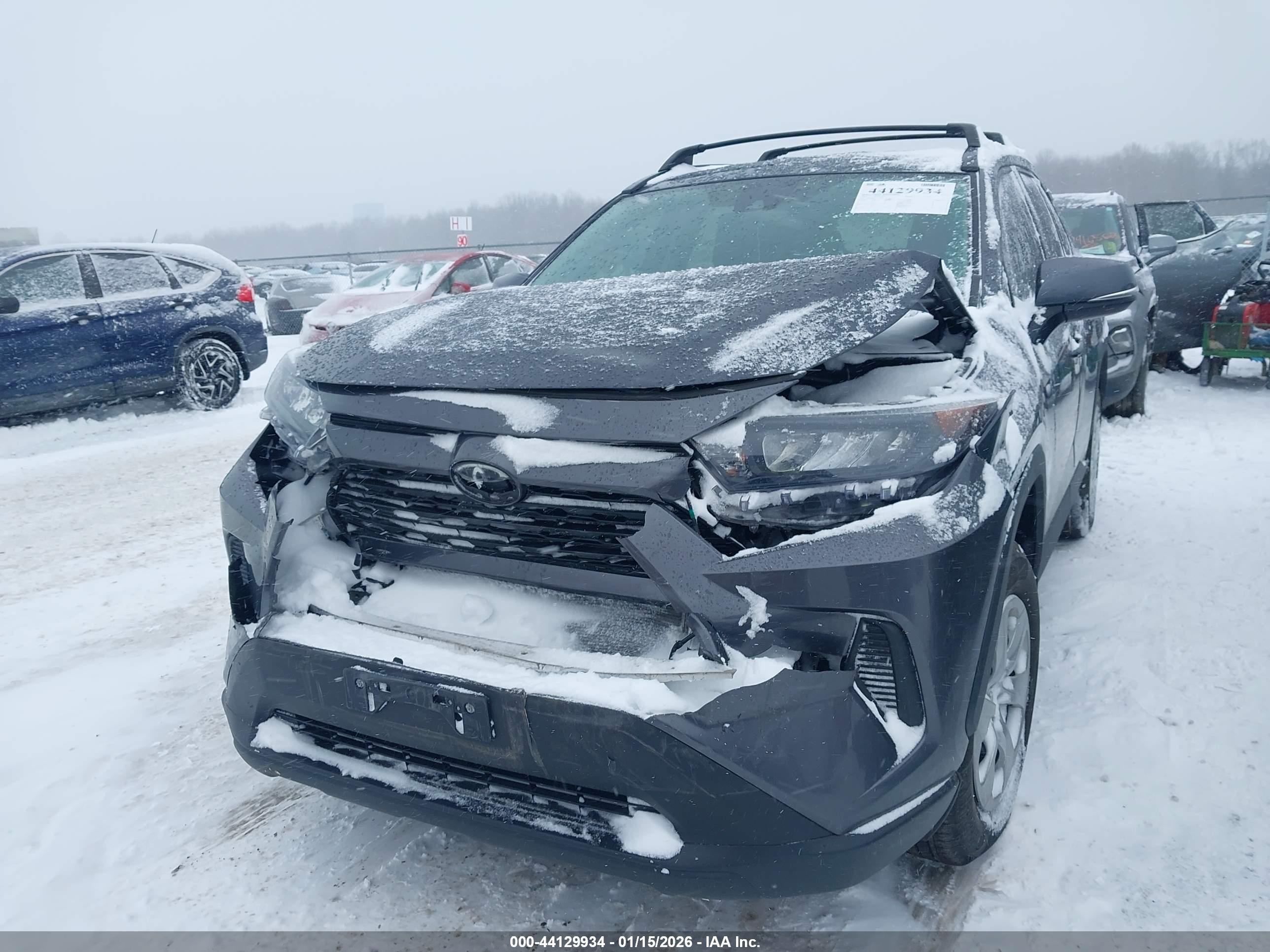 TOYOTA RAV4 image 6