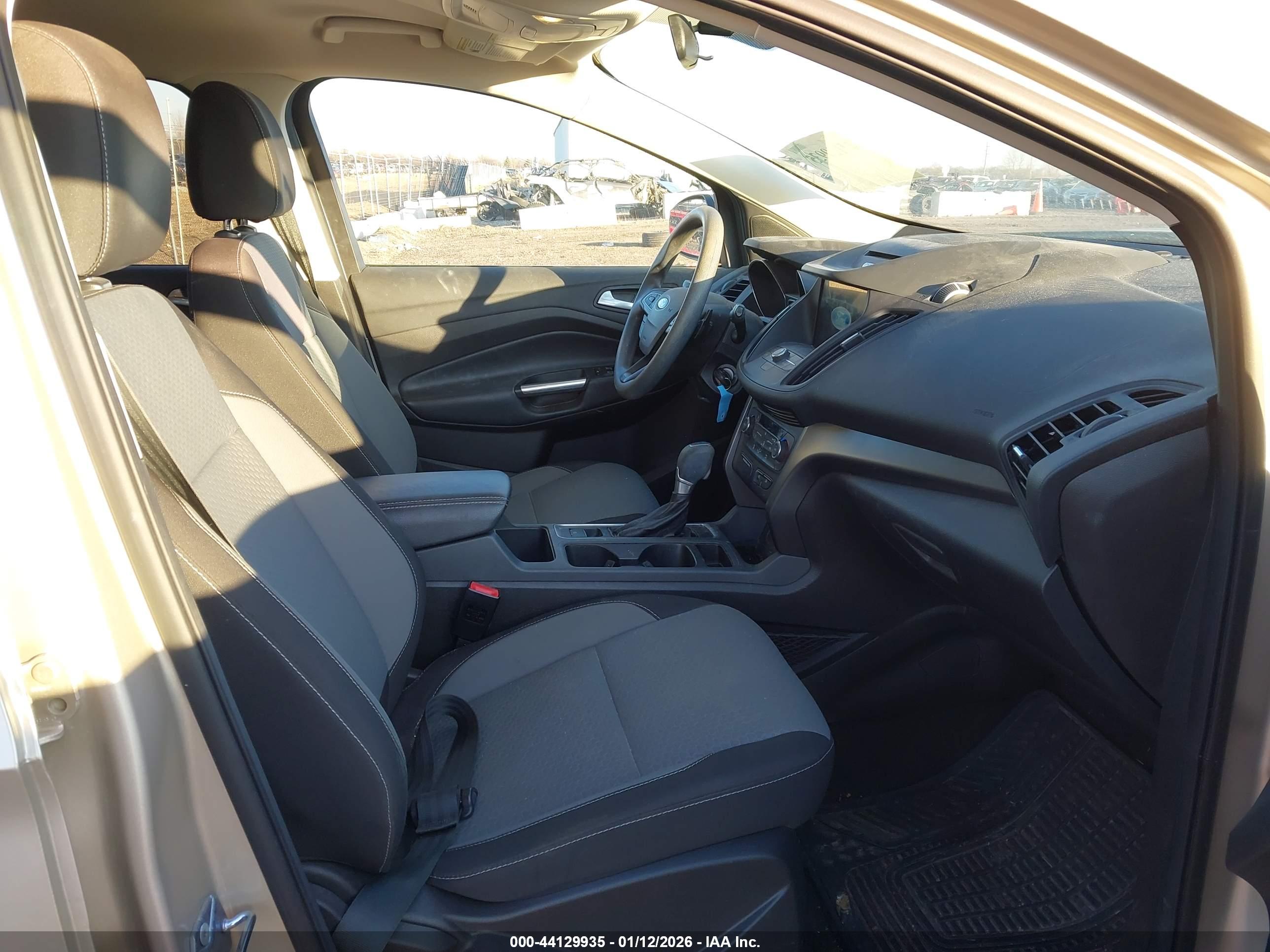 FORD ESCAPE image 5