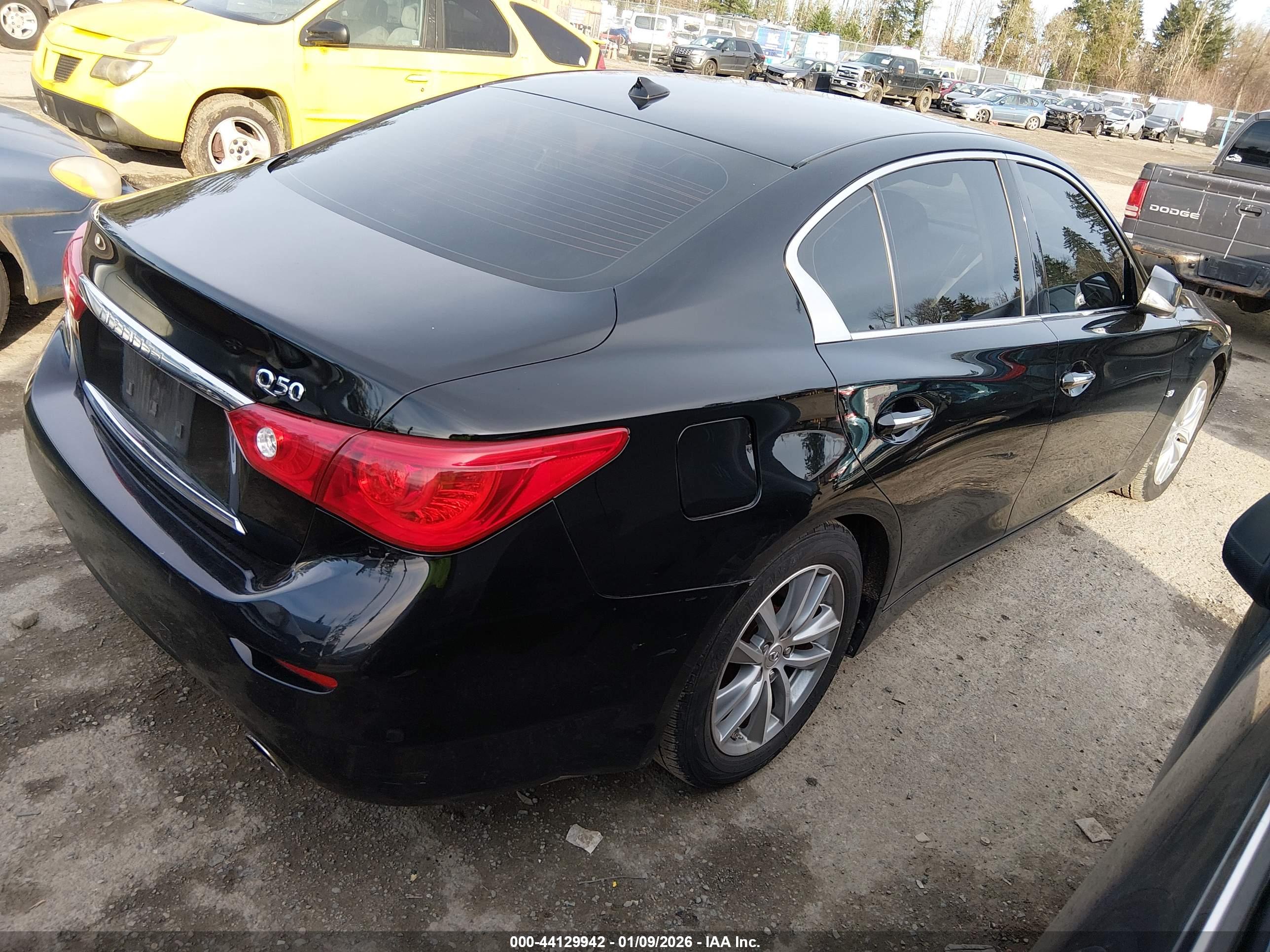 INFINITI Q50 image 4