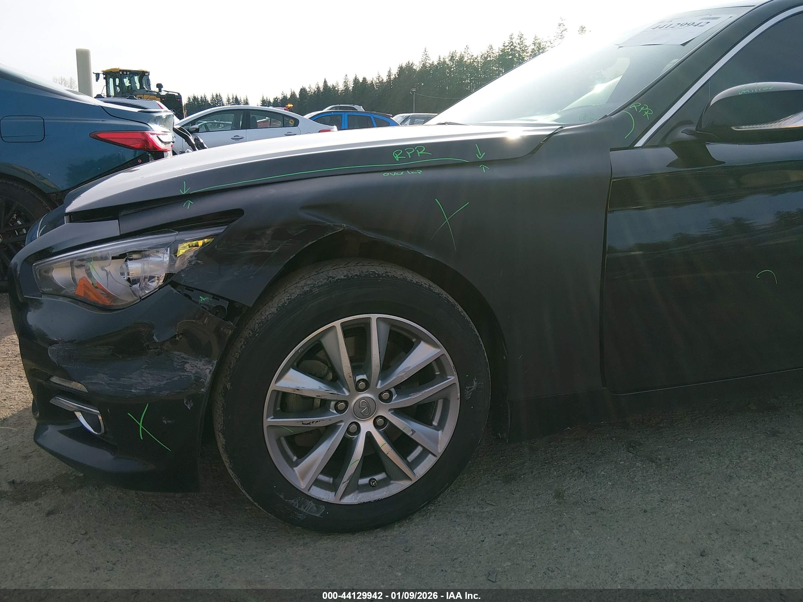 INFINITI Q50 image 6