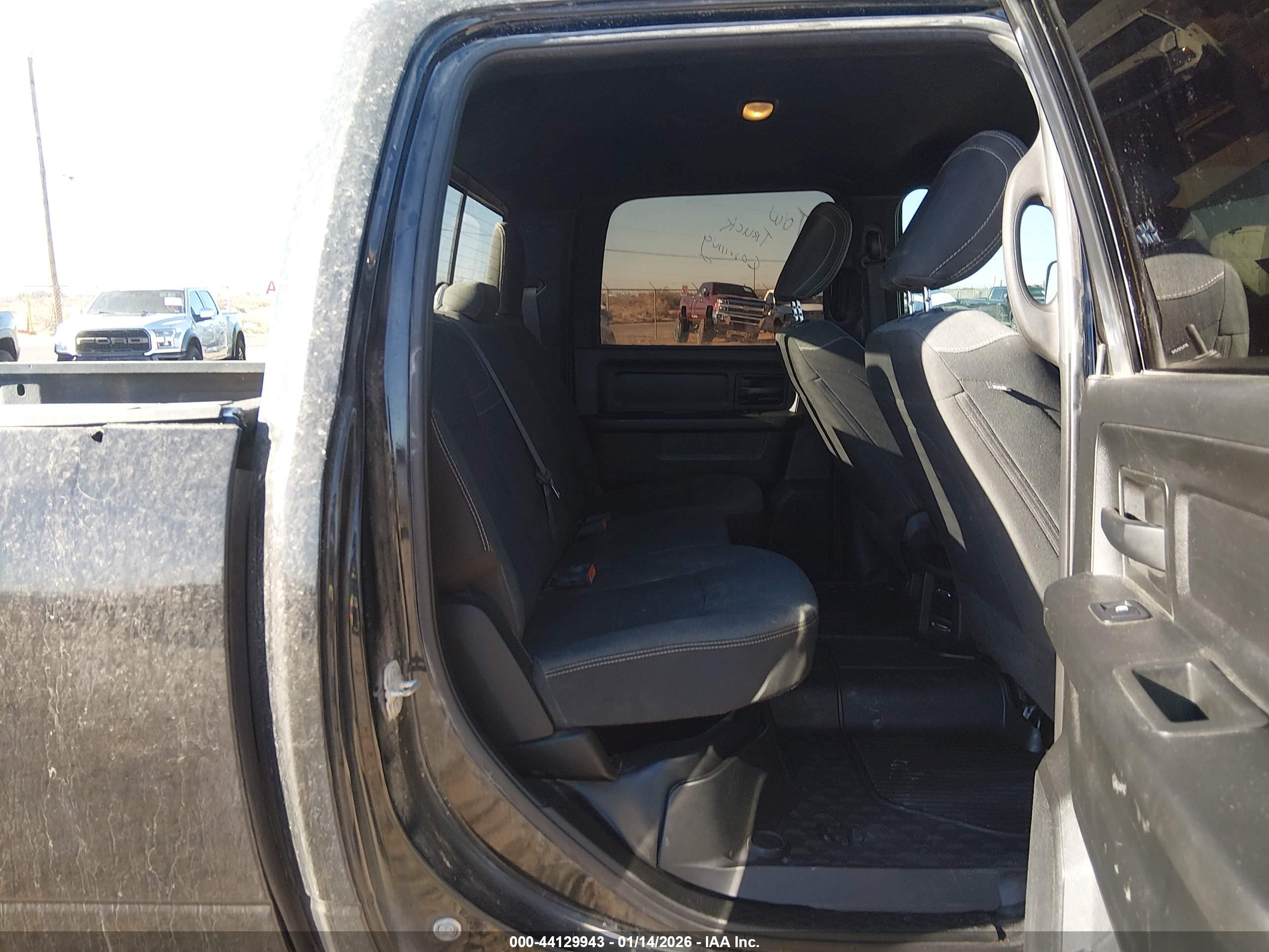 RAM 2500 image 8