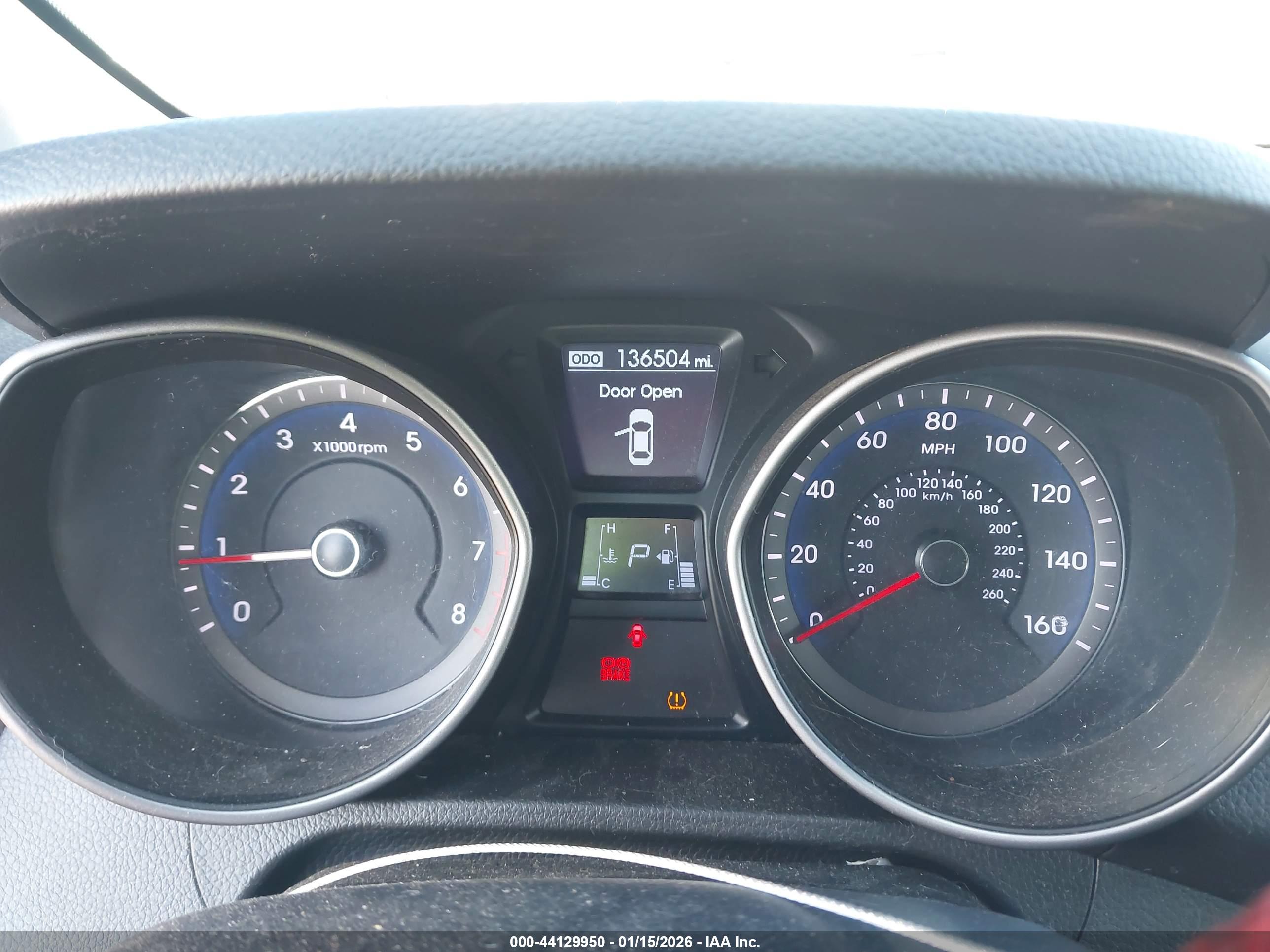 HYUNDAI ELANTRA image 7