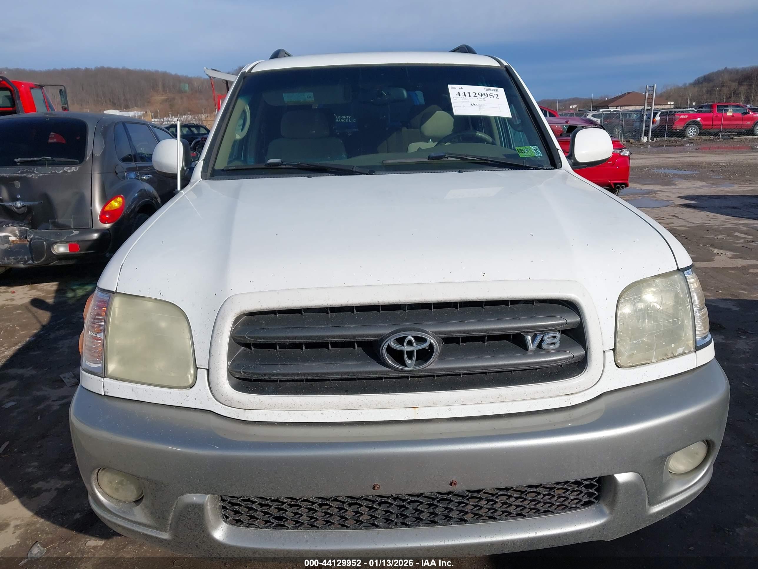 TOYOTA SEQUOIA image 6