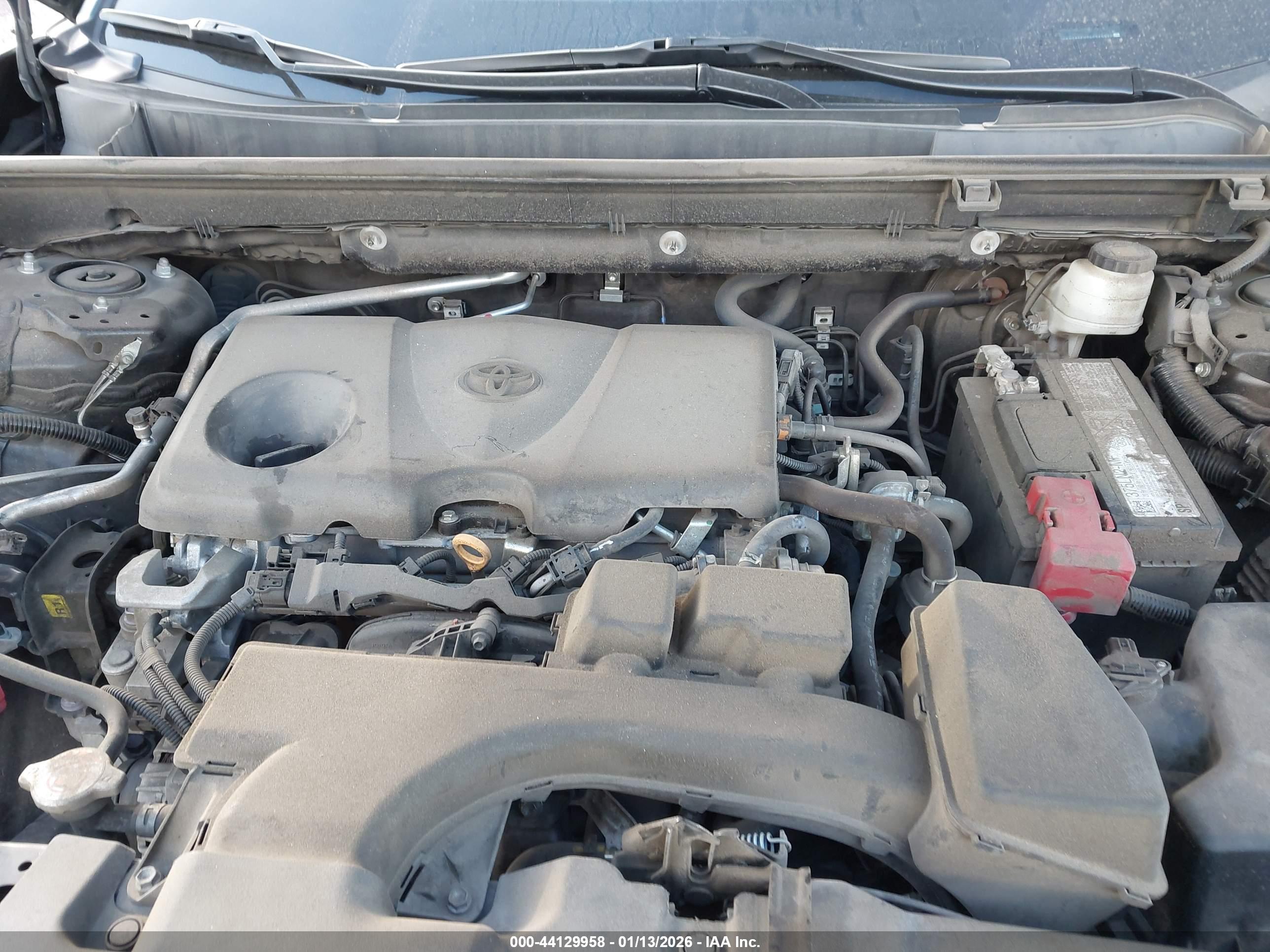 TOYOTA RAV4 image 10