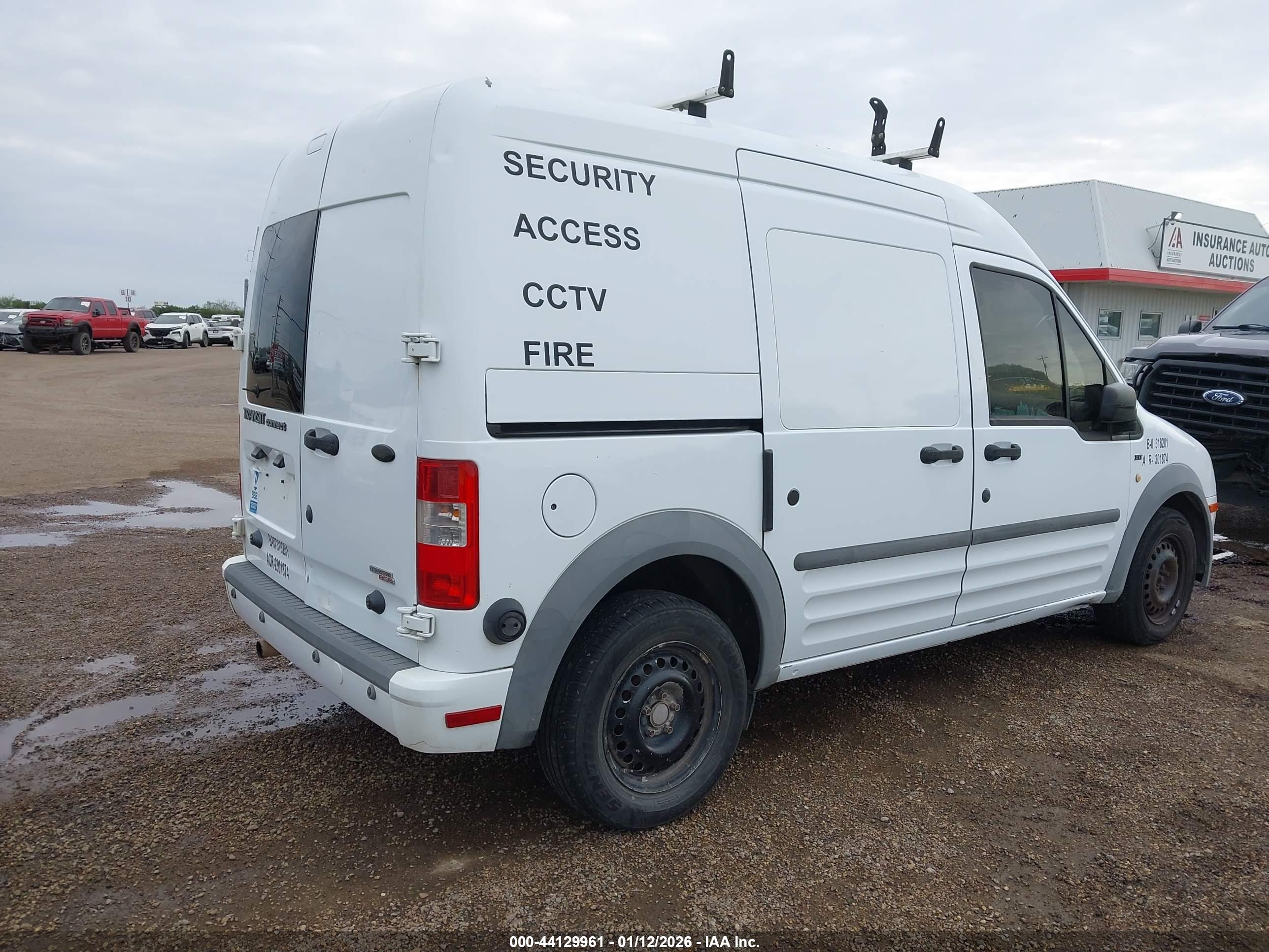 FORD TRANSIT image 4