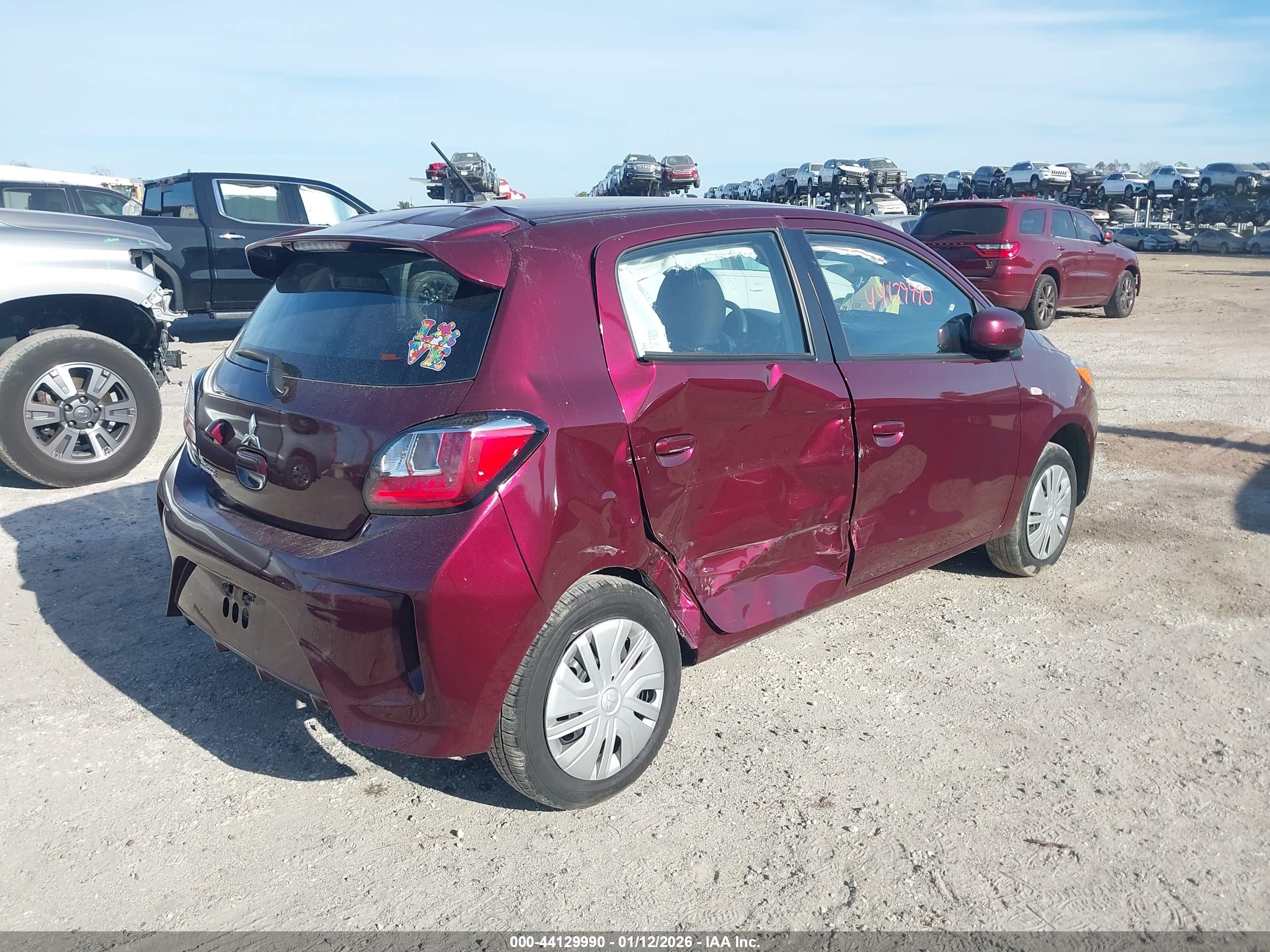MITSUBISHI MIRAGE image 4