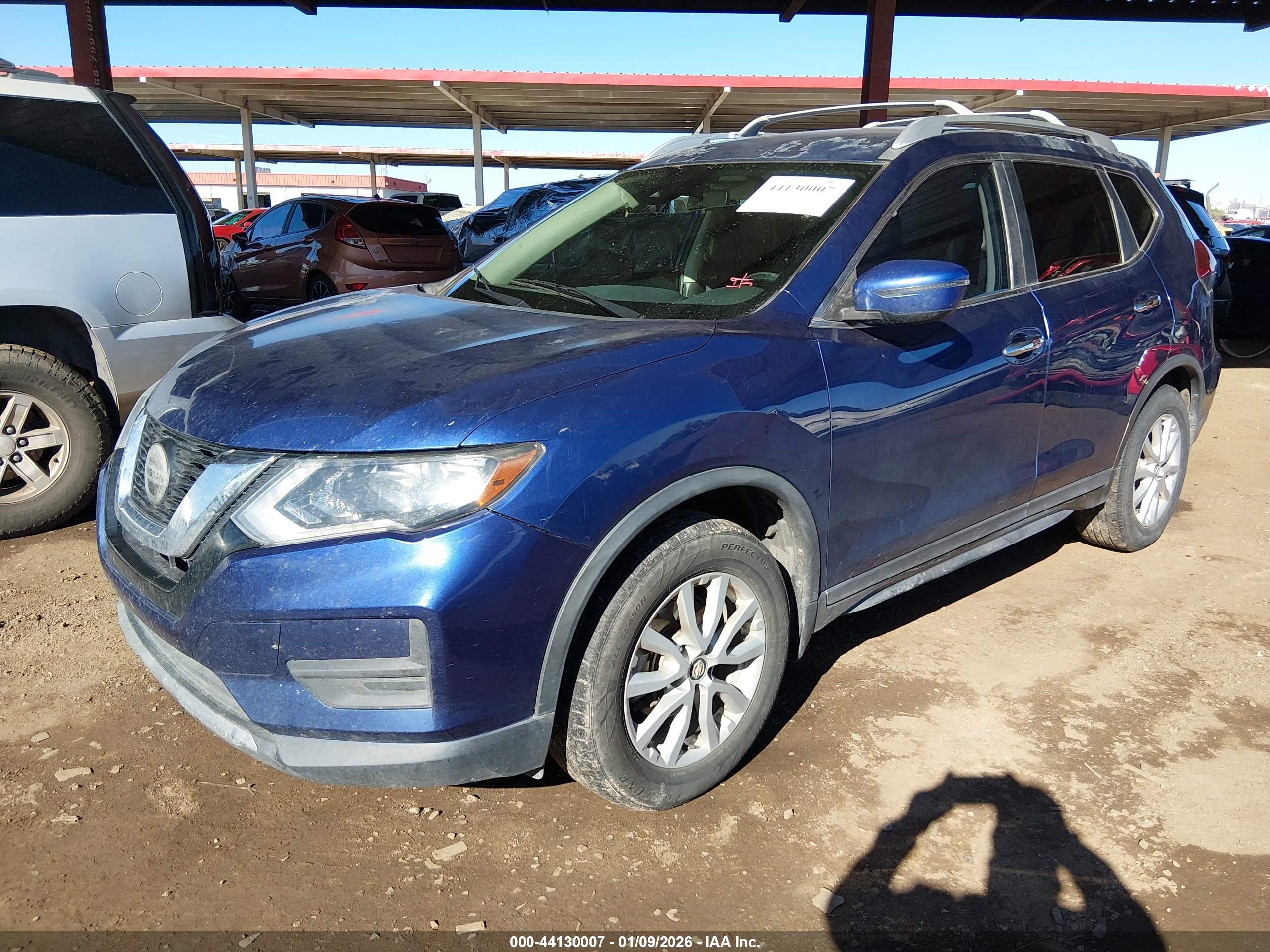 NISSAN ROGUE image 2