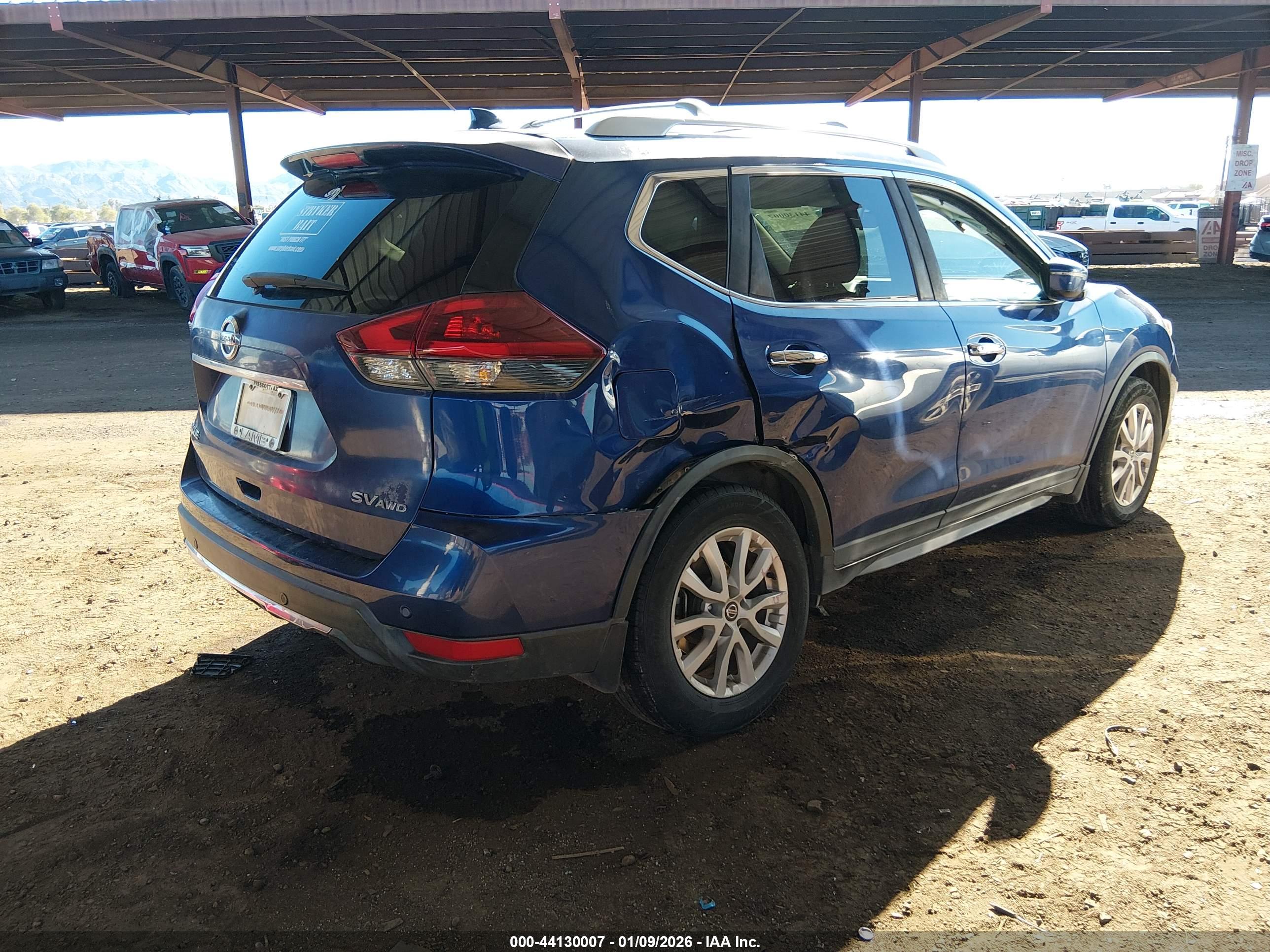 NISSAN ROGUE image 4