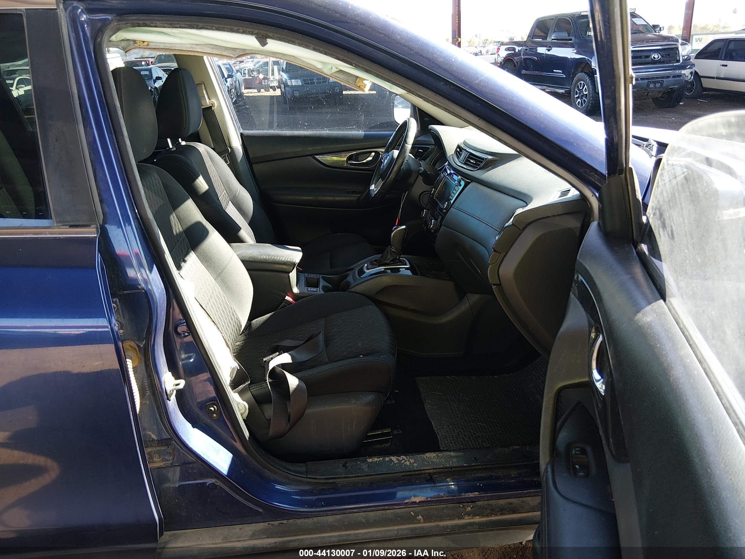 NISSAN ROGUE image 5