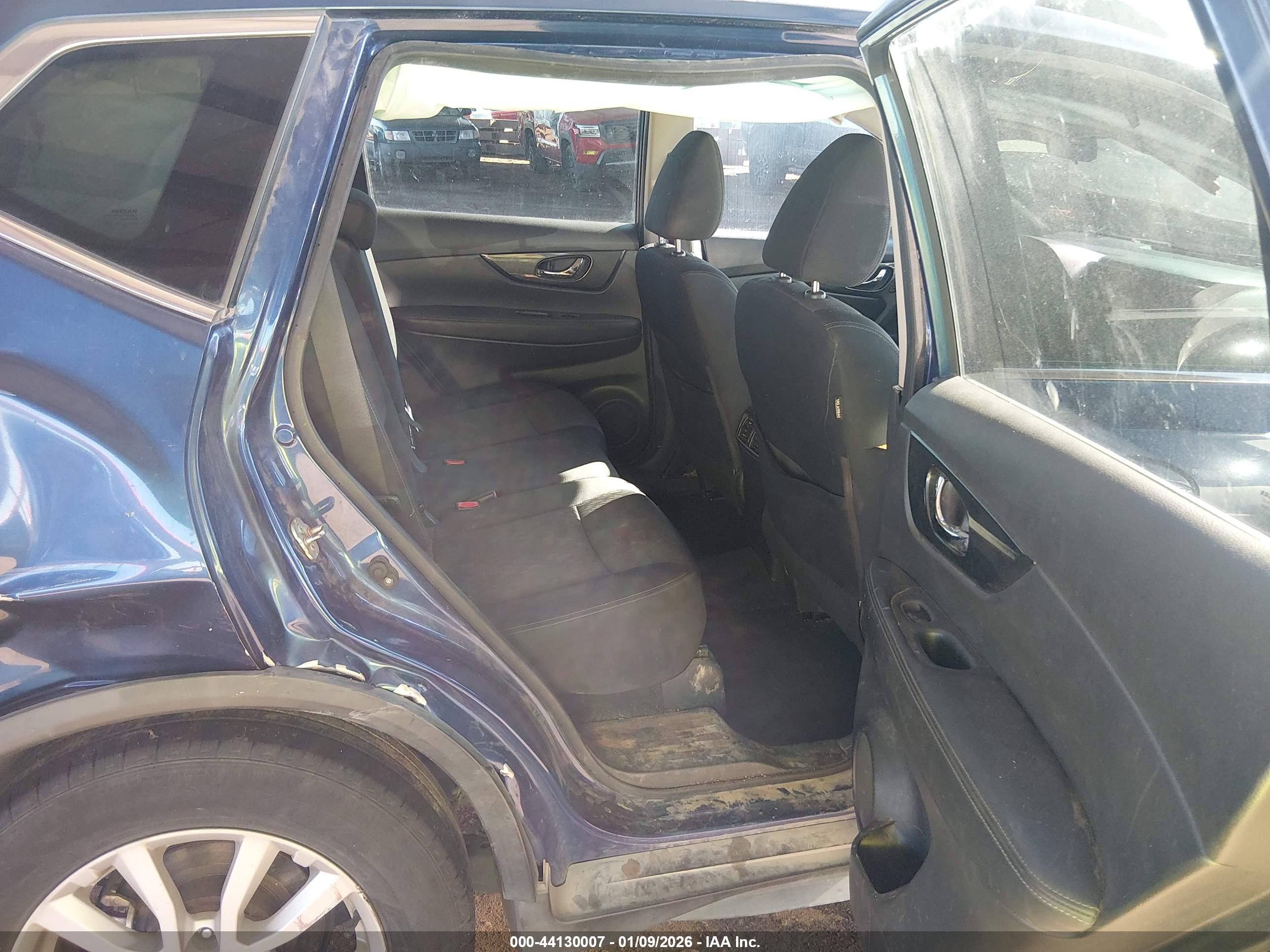NISSAN ROGUE image 8