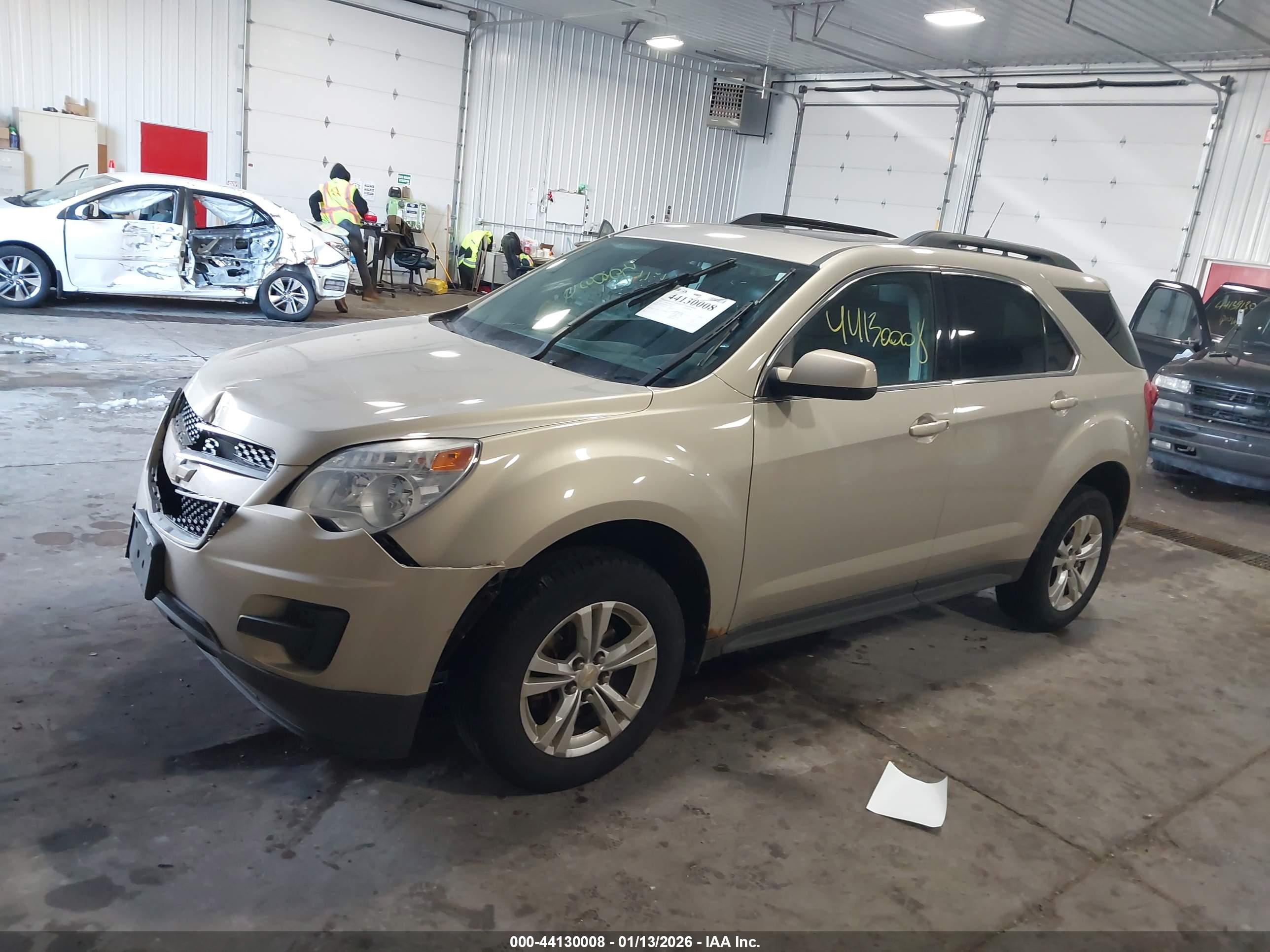 CHEVROLET EQUINOX image 2