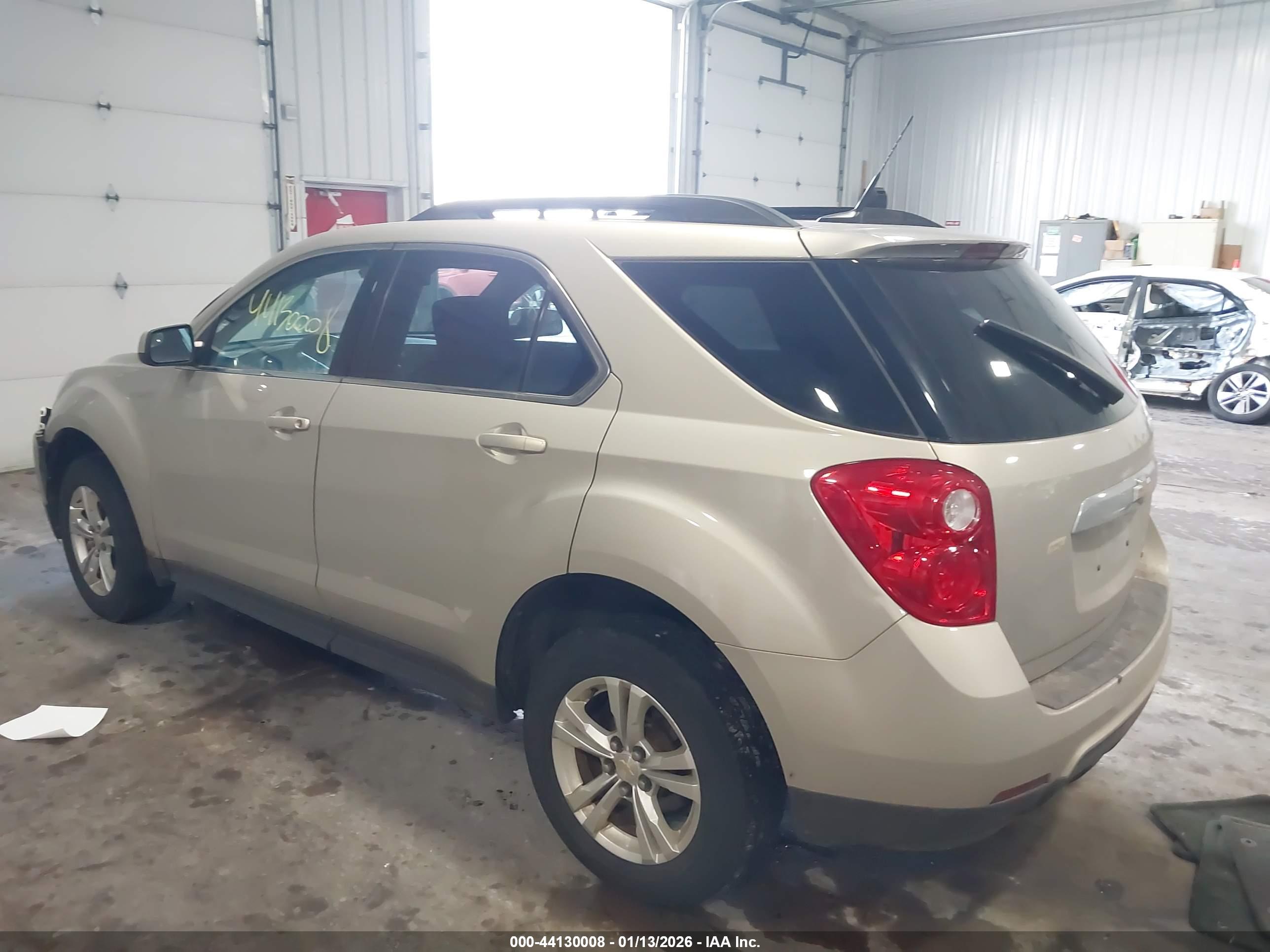 CHEVROLET EQUINOX image 3