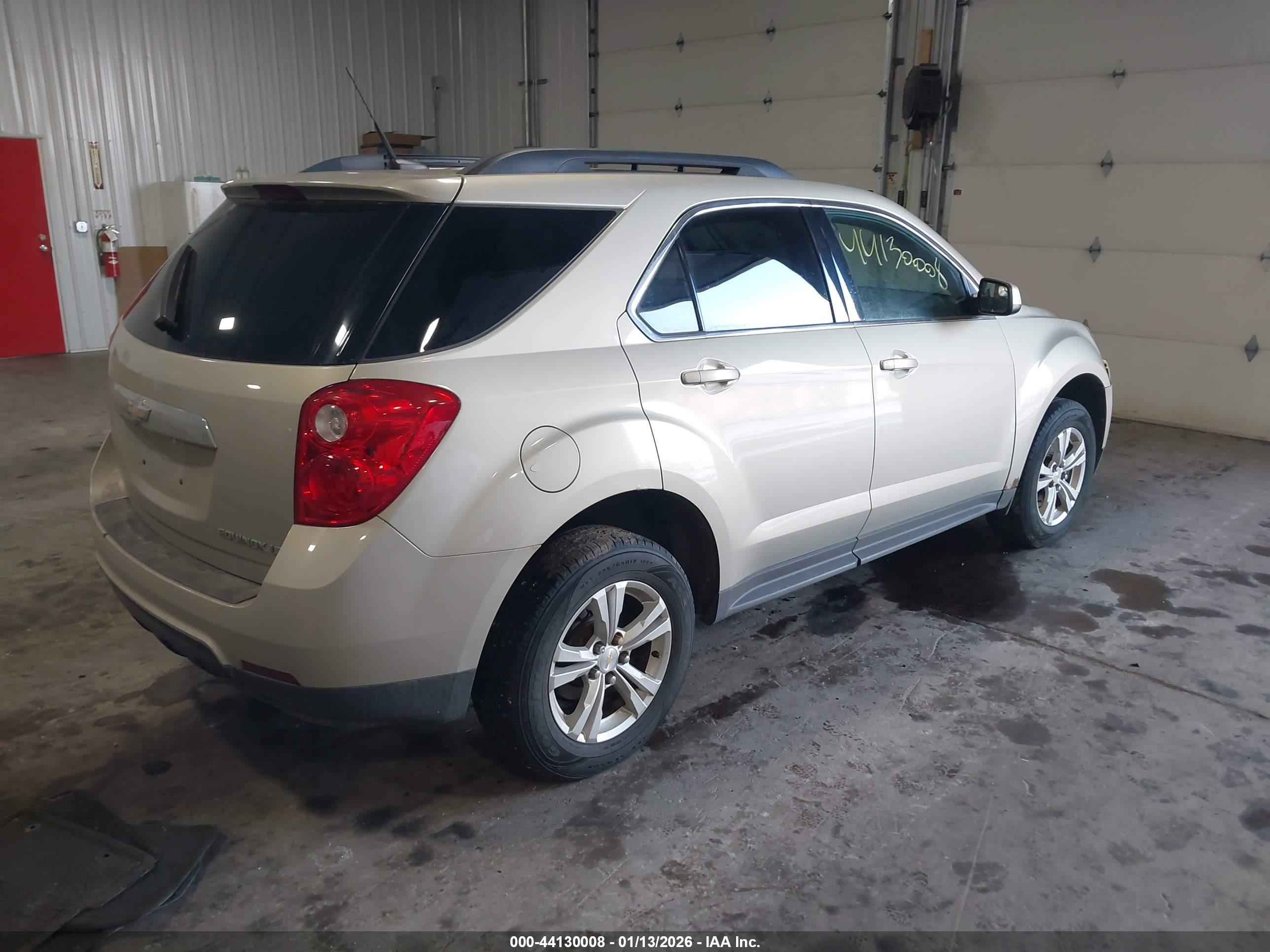 CHEVROLET EQUINOX image 4