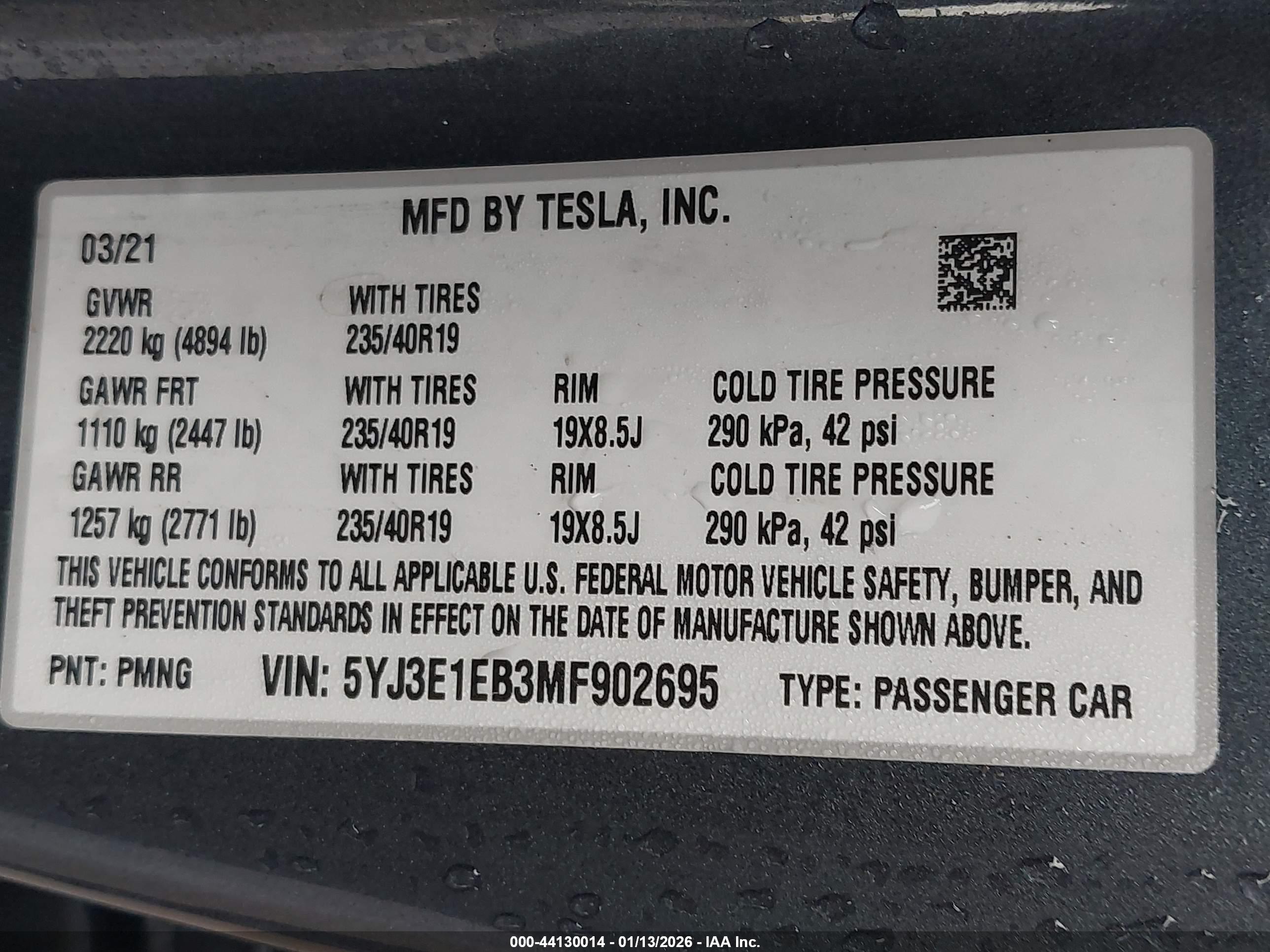 TESLA MODEL image 9