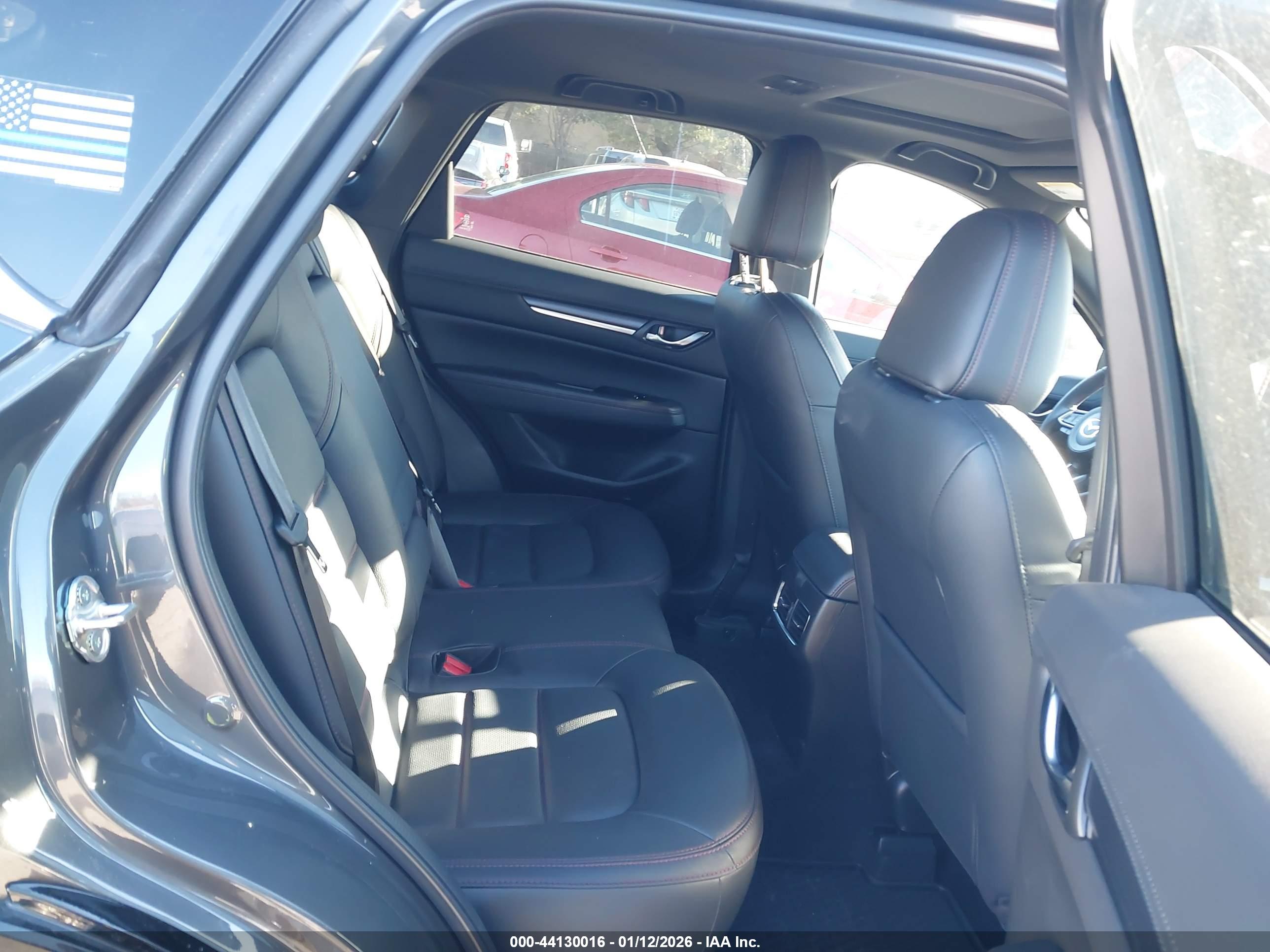 MAZDA CX-5 image 8