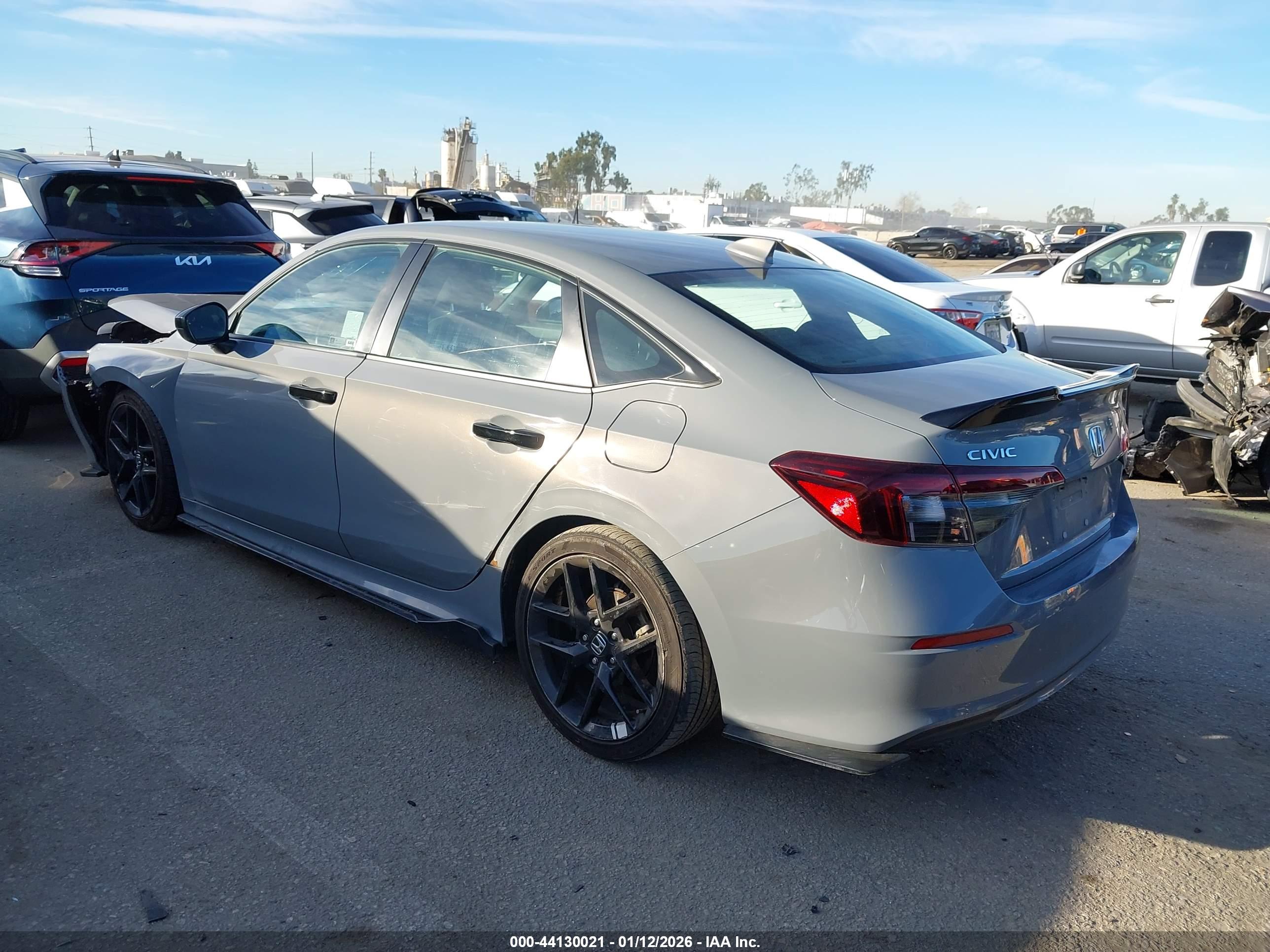 HONDA CIVIC image 3