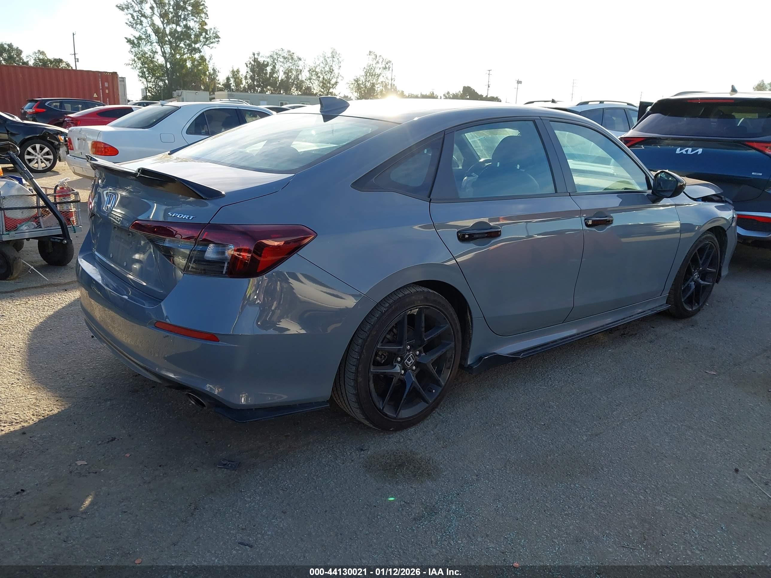 HONDA CIVIC image 4