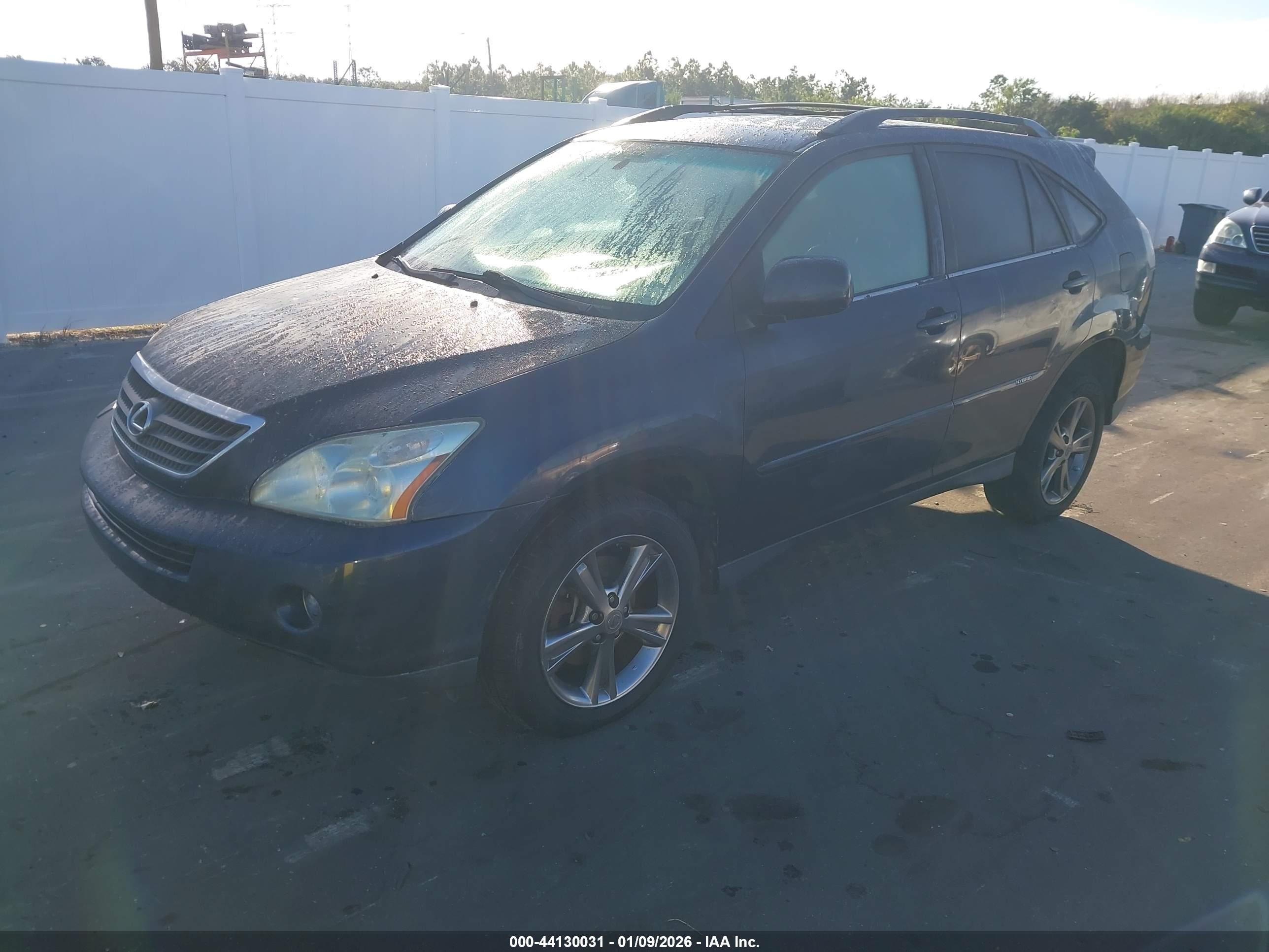 LEXUS RX image 2