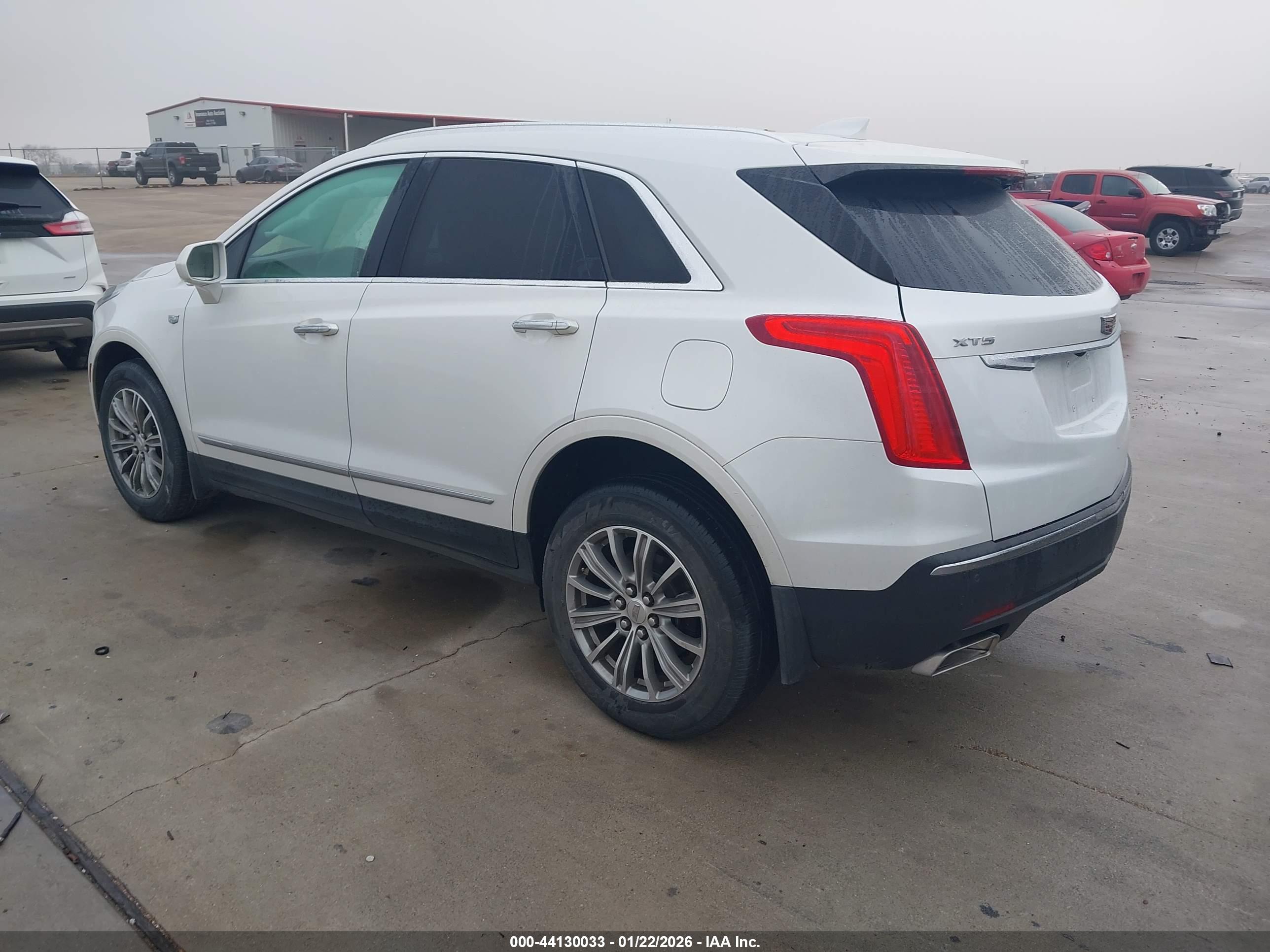 CADILLAC XT5 image 3