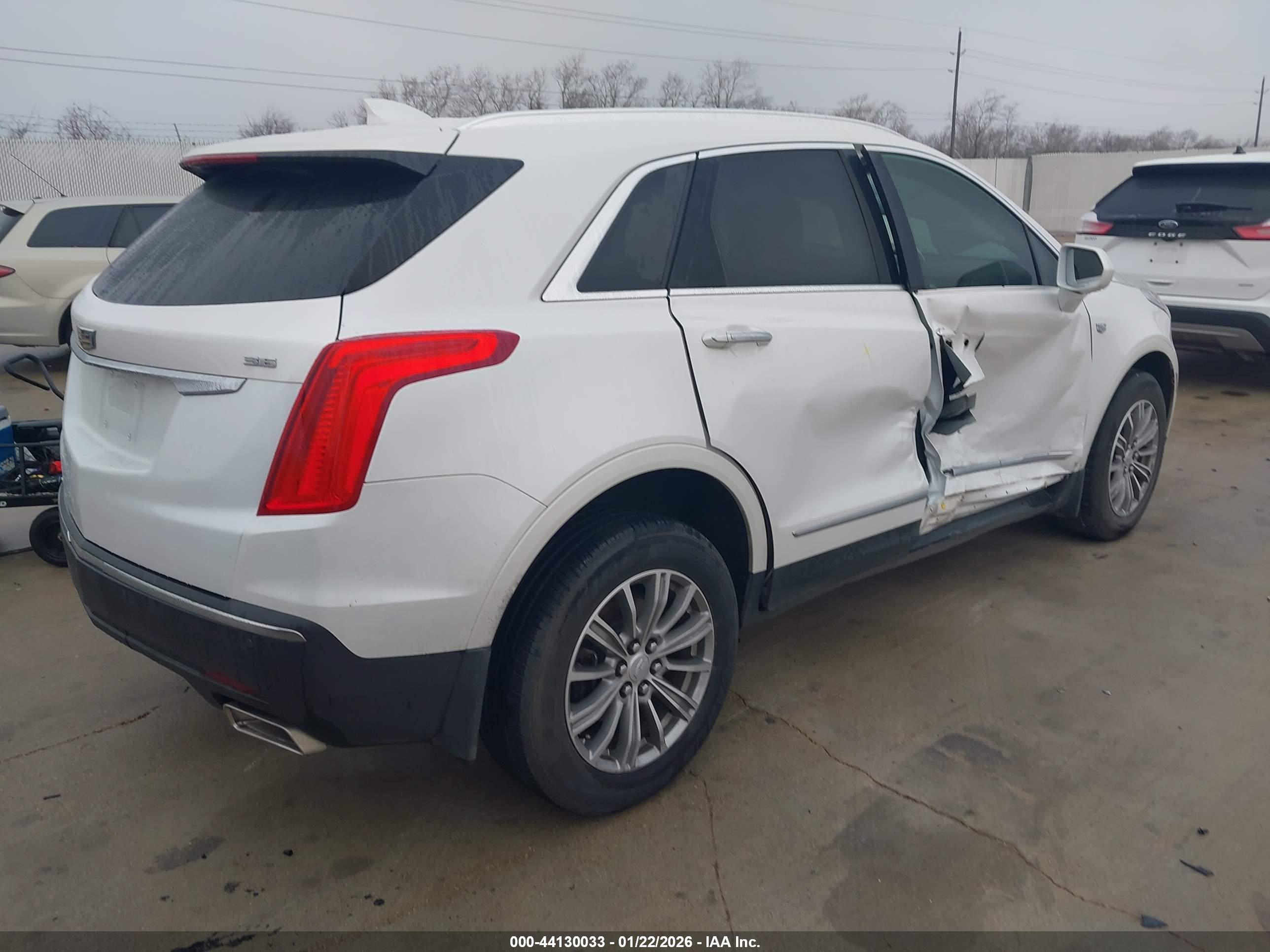 CADILLAC XT5 image 4