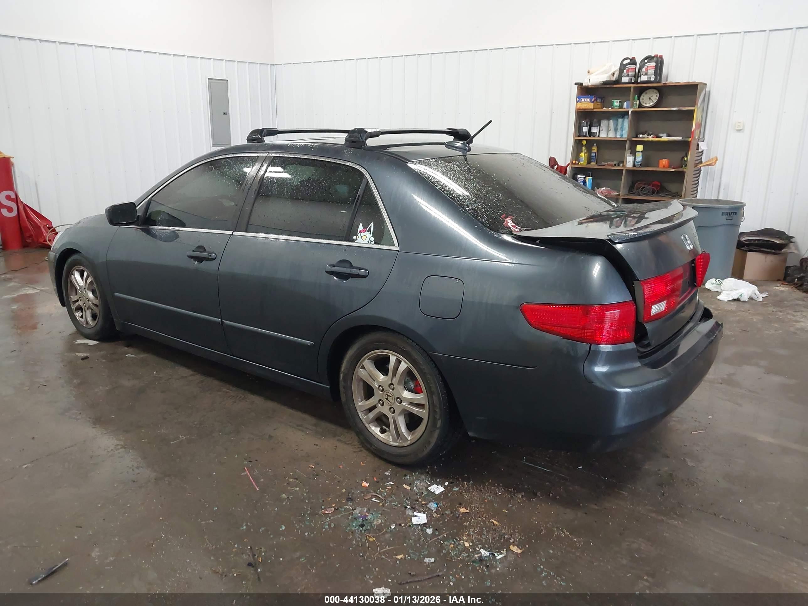 HONDA ACCORD image 3