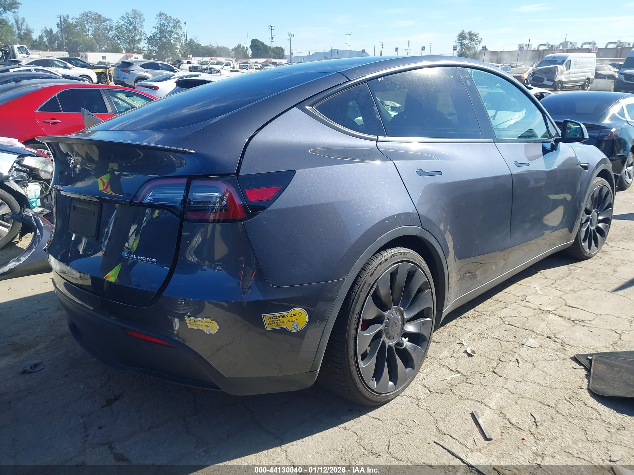 TESLA MODEL image 4