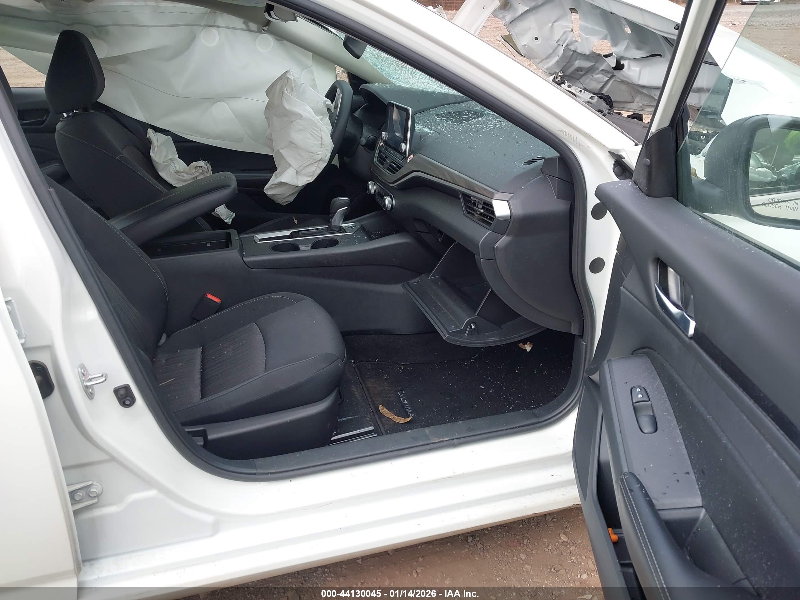 NISSAN ALTIMA image 5