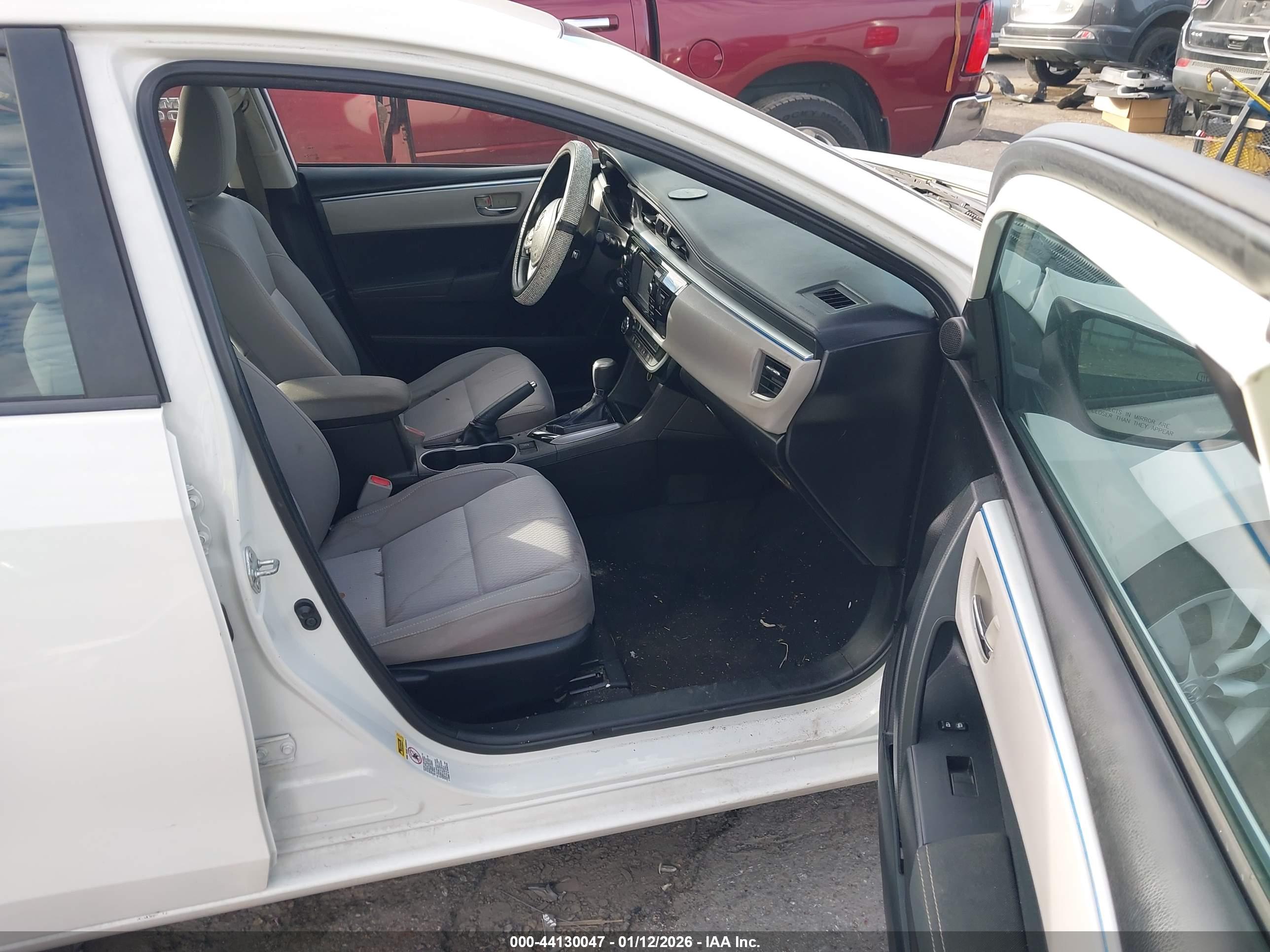 TOYOTA COROLLA image 5
