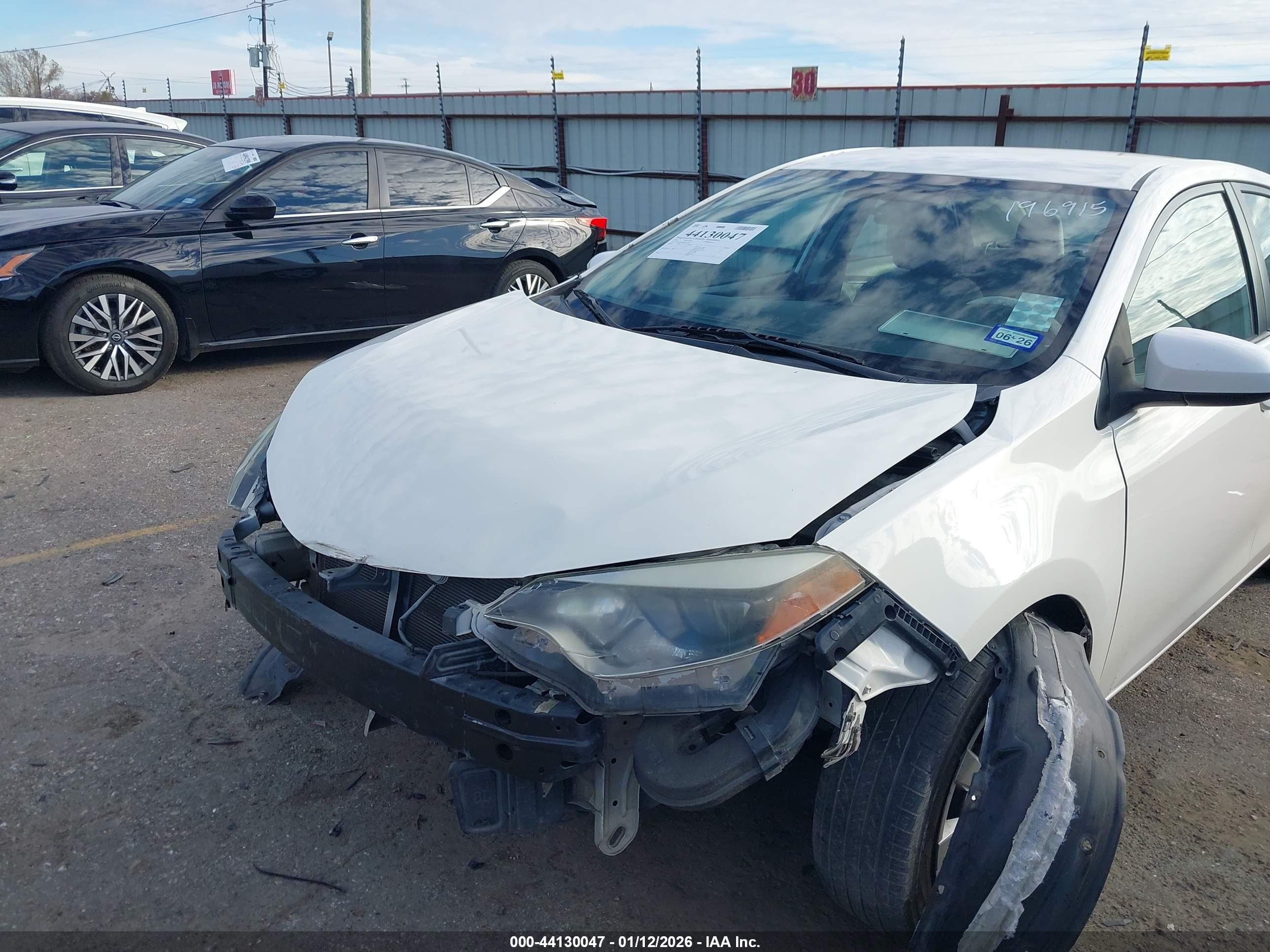 TOYOTA COROLLA image 6