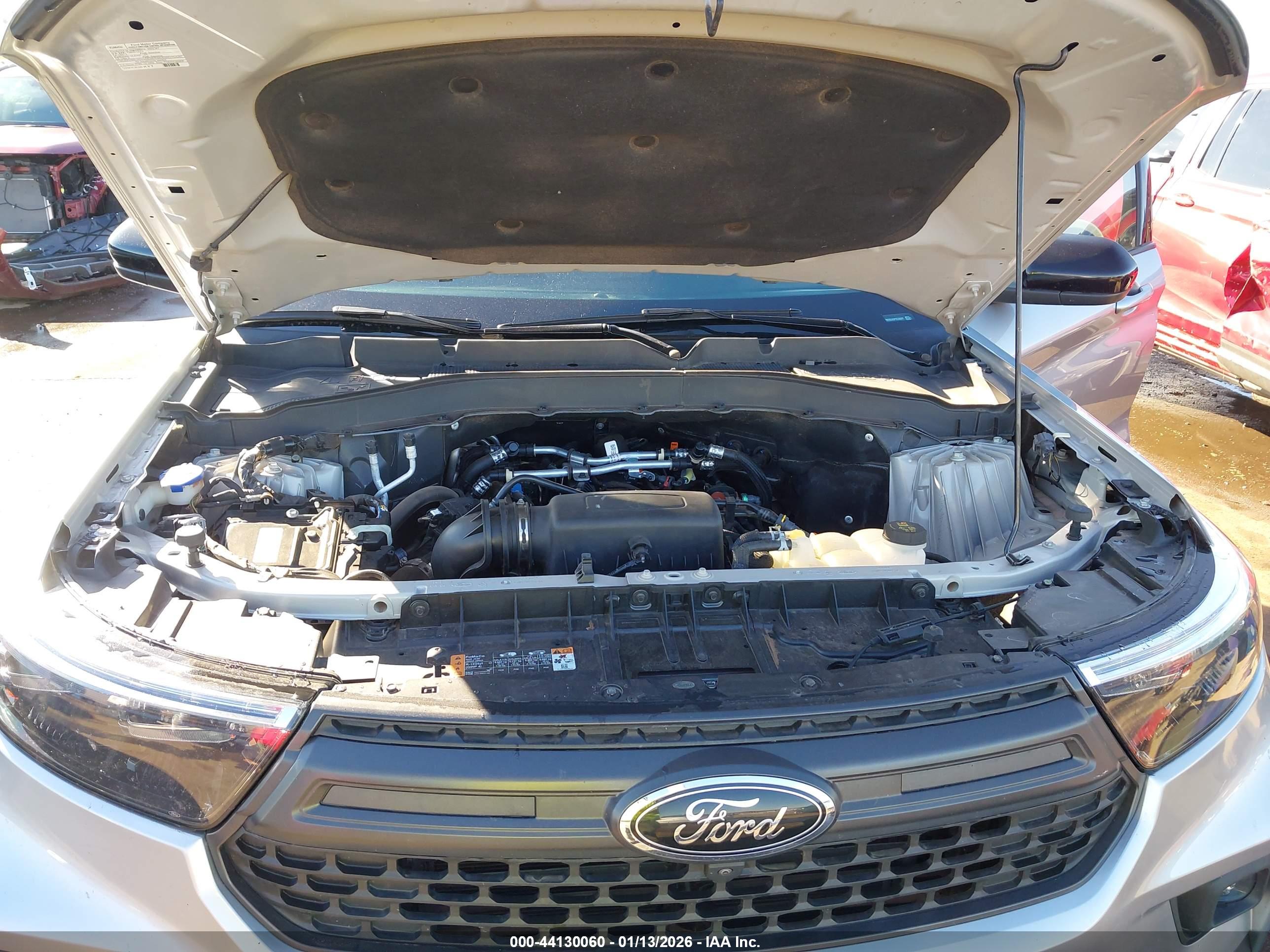 FORD EXPLORER image 10