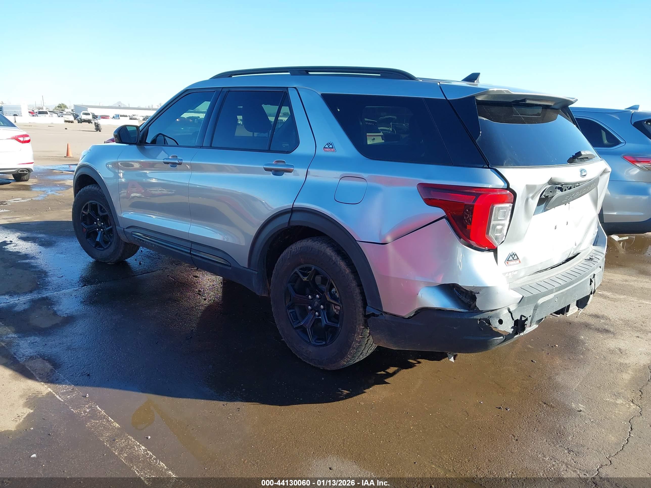 FORD EXPLORER image 3