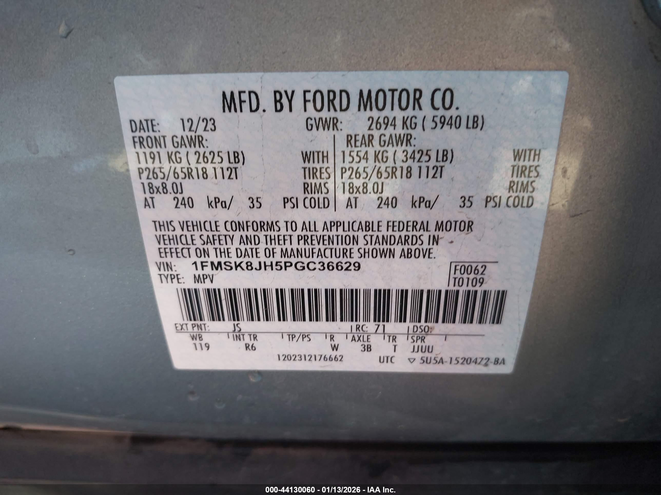 FORD EXPLORER image 9