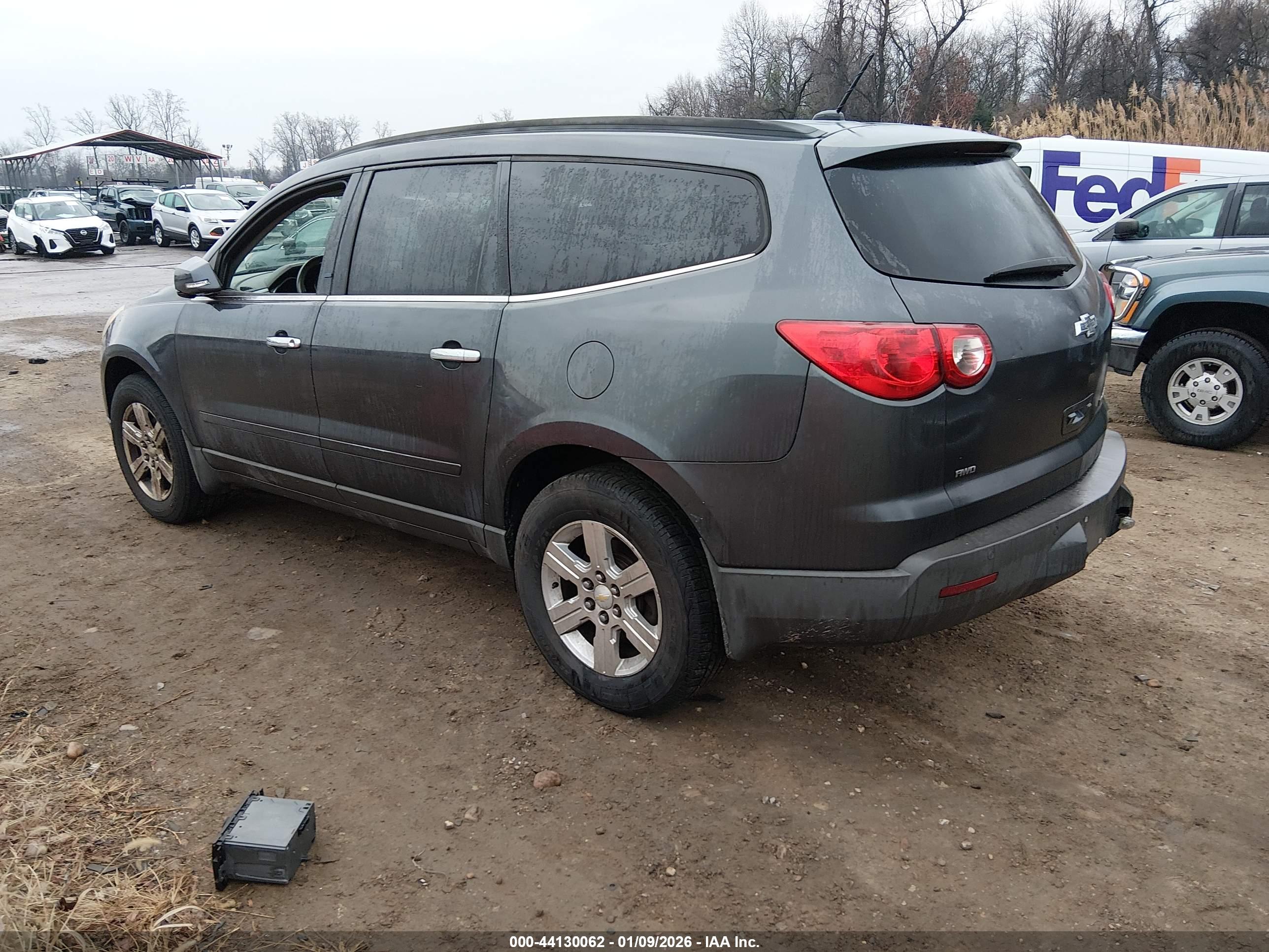 CHEVROLET TRAVERSE image 3