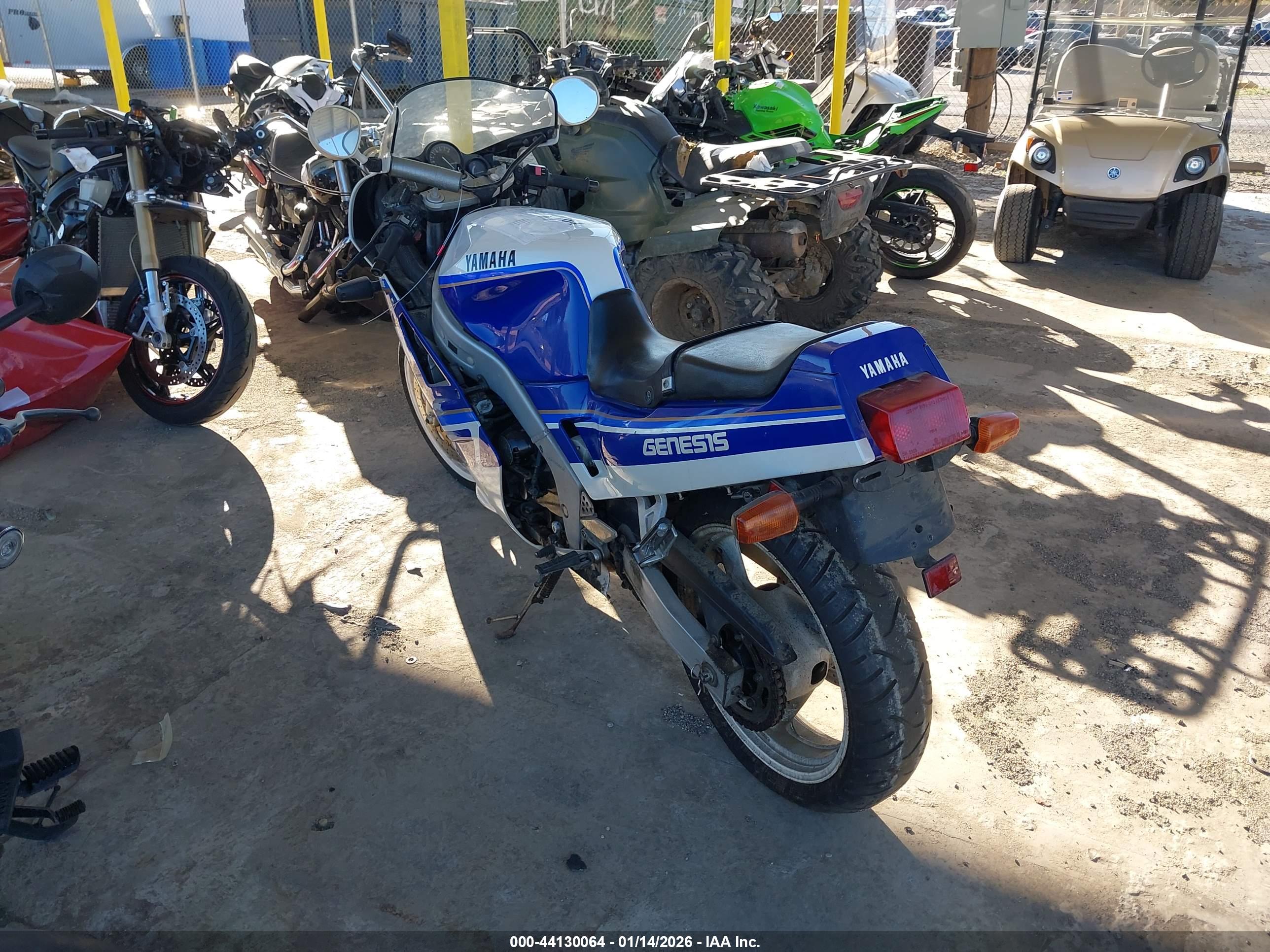 YAMAHA FZR1000 image 3