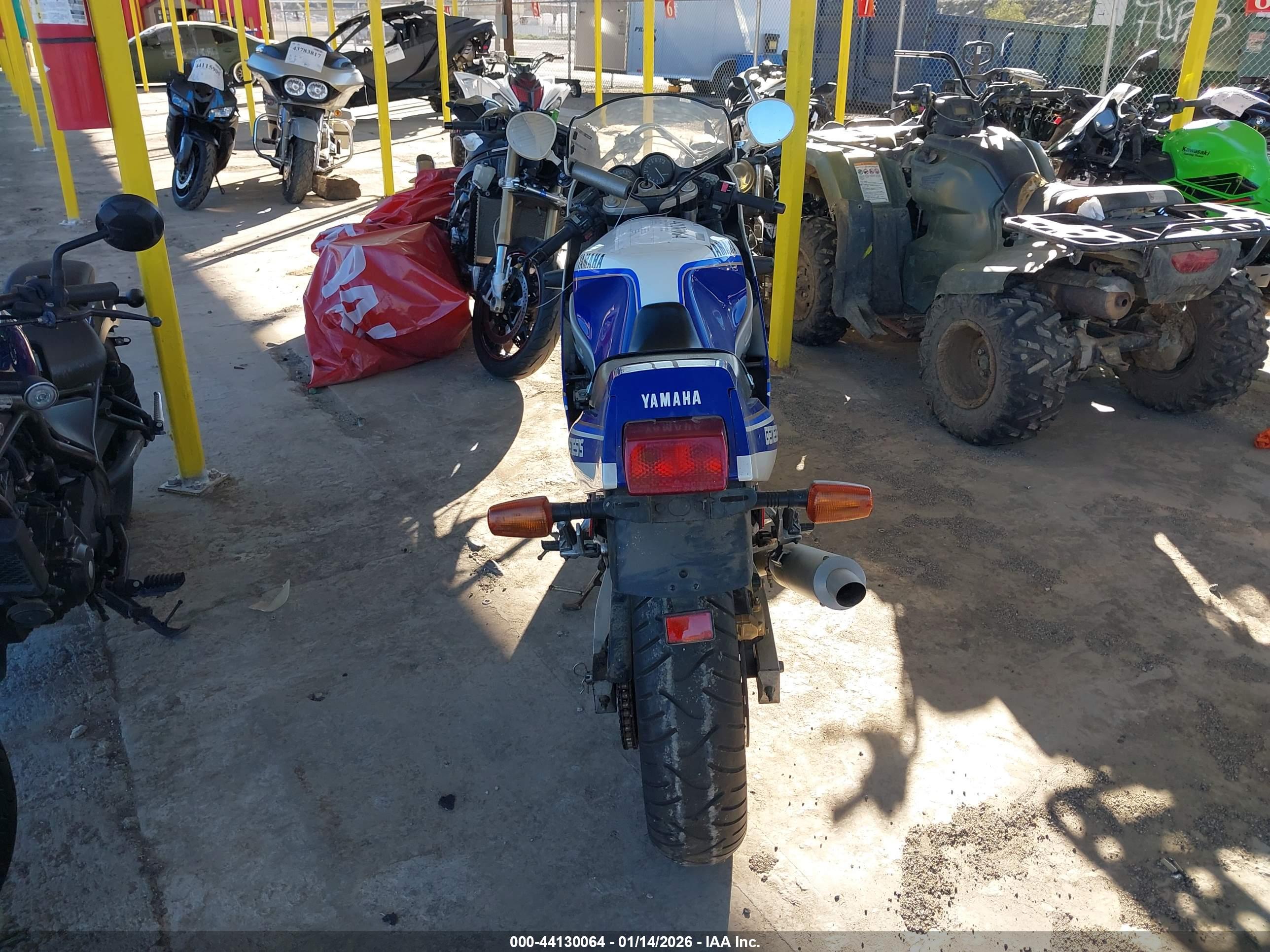 YAMAHA FZR1000 image 6