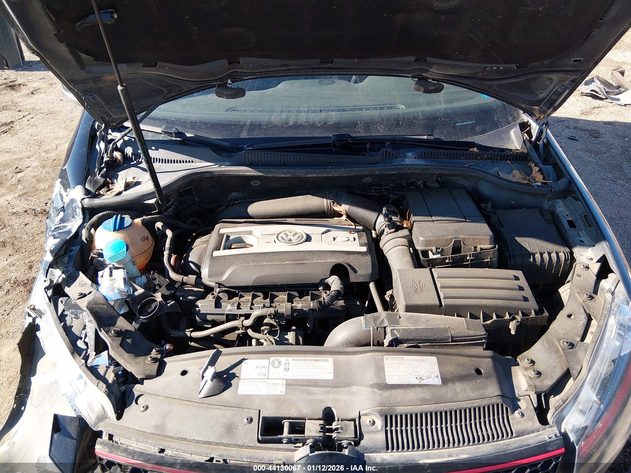 VOLKSWAGEN GTI image 10