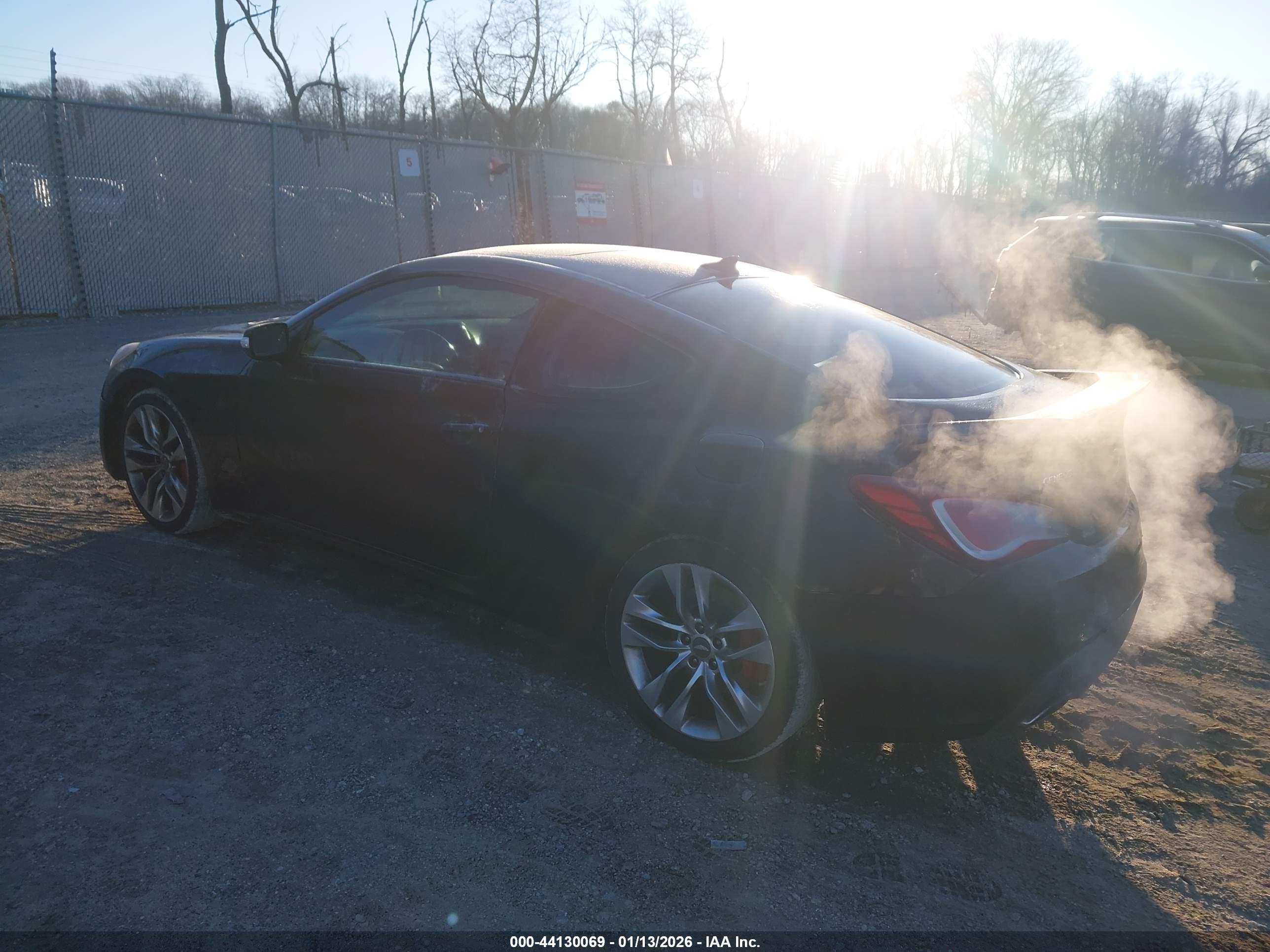 HYUNDAI GENESIS image 3