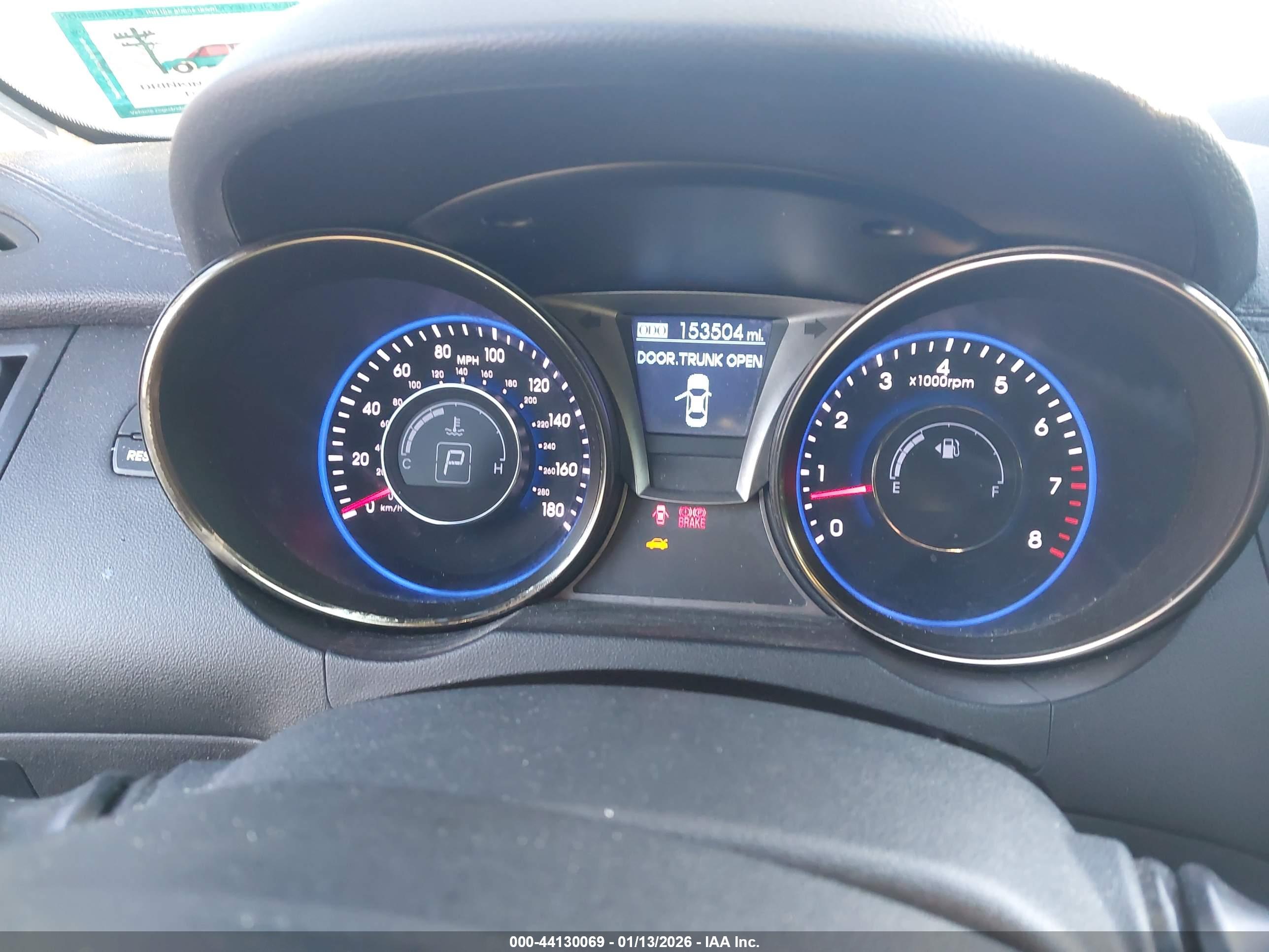HYUNDAI GENESIS image 7