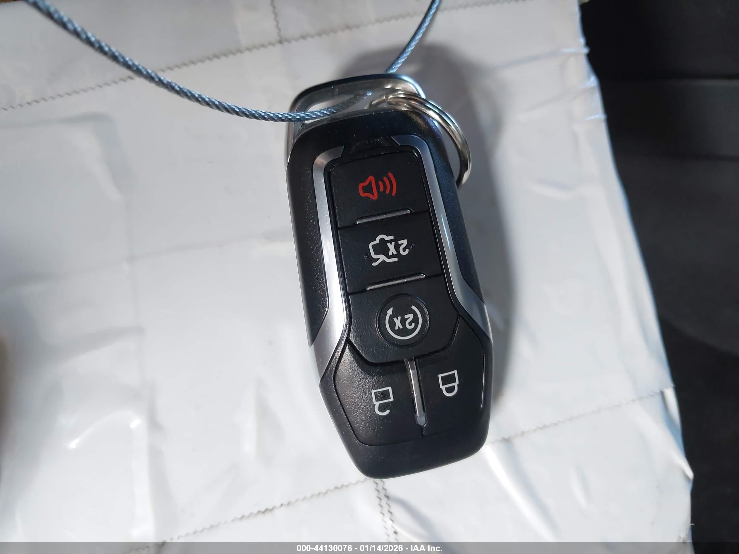 FORD EXPLORER image 11