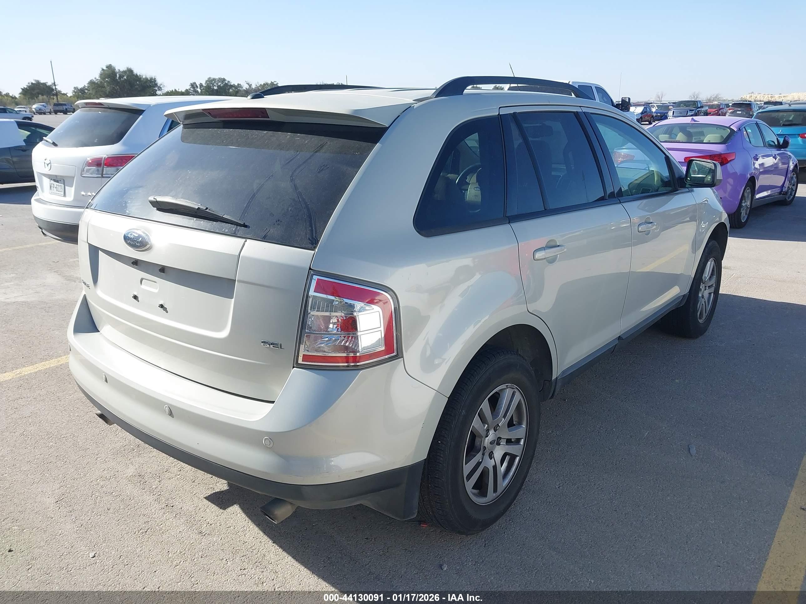 FORD EDGE image 4