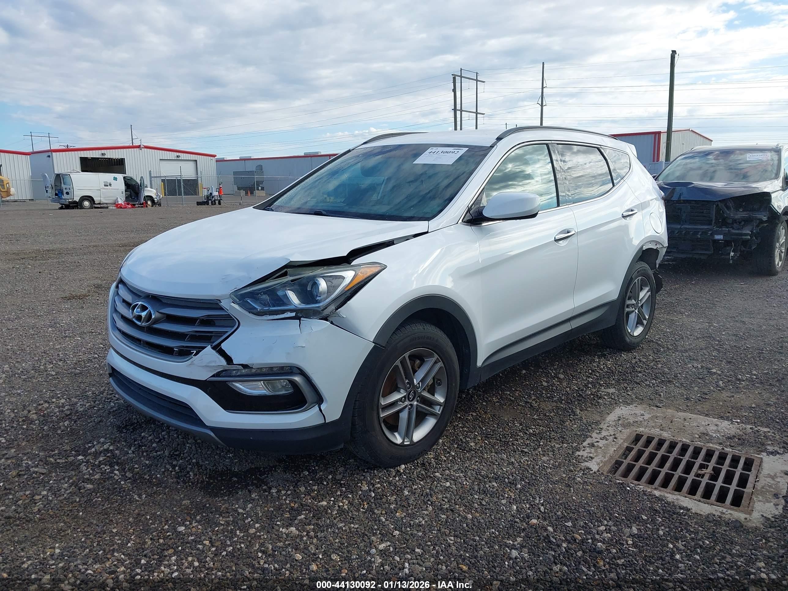 HYUNDAI SANTA image 2