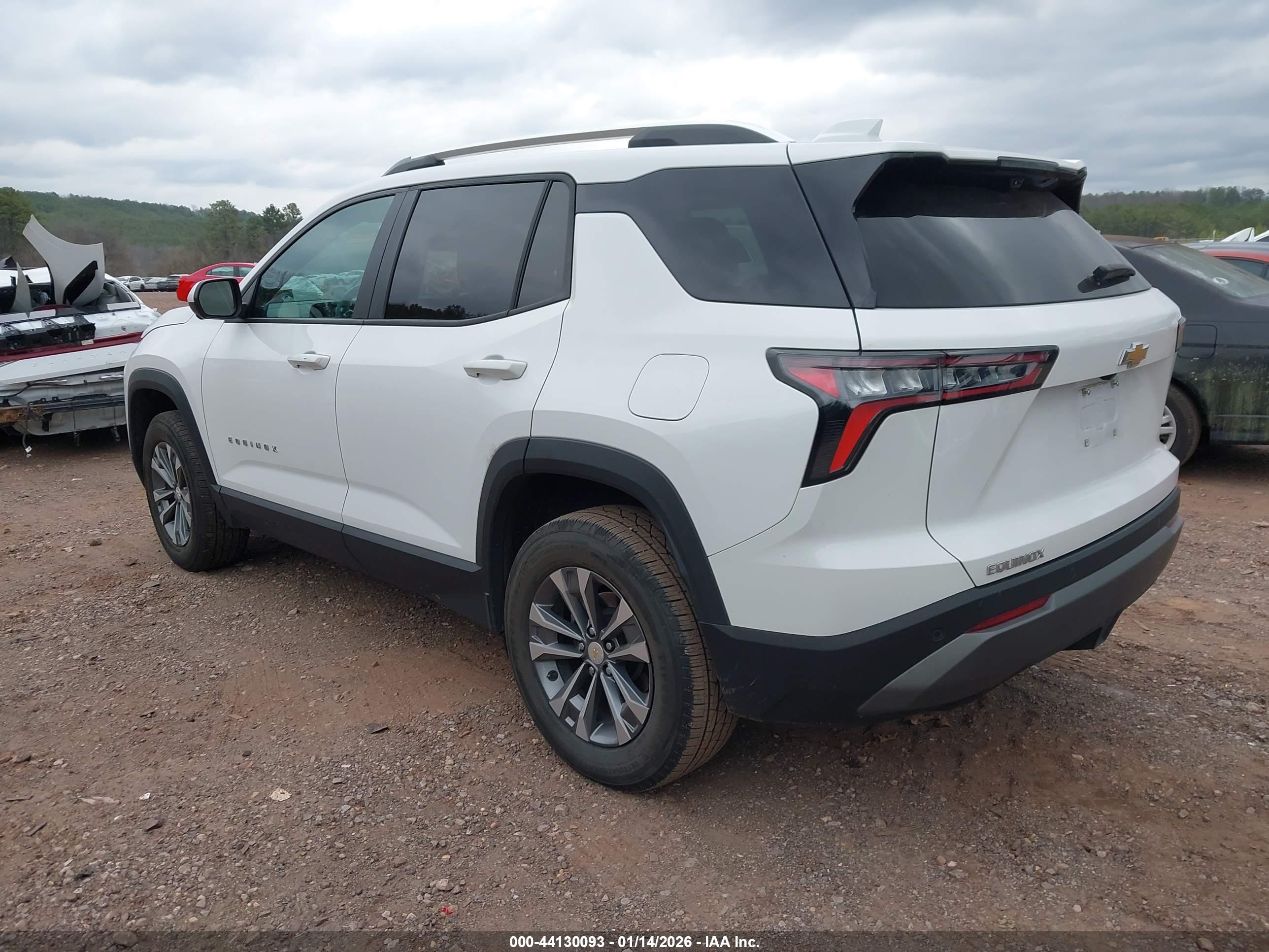 CHEVROLET EQUINOX image 3